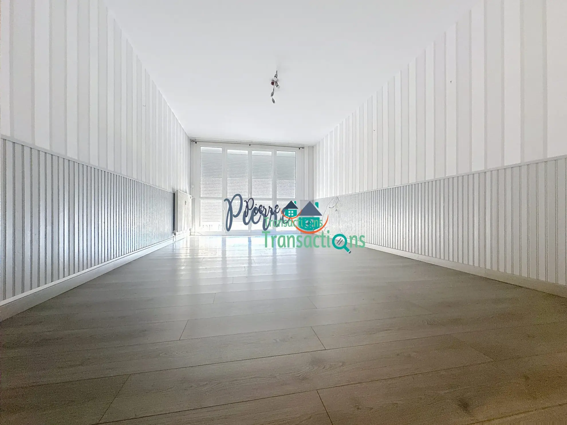 Appartement F2 lumineux avec cave et parking à Lillebonne