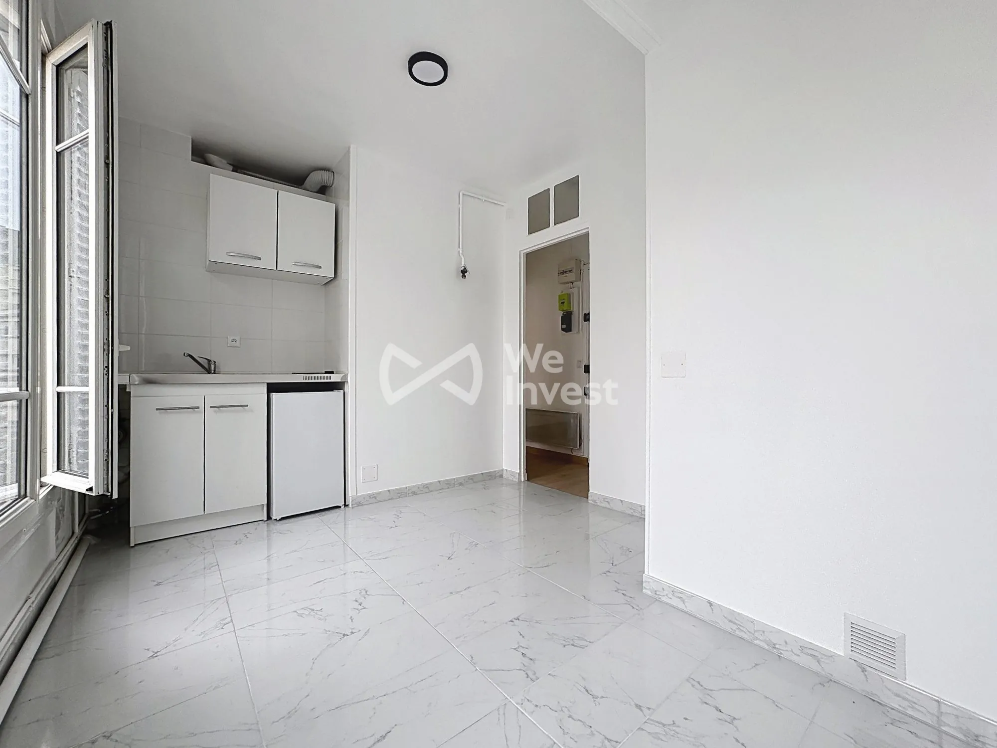 Appartement T2 rénové en centre-ville de Colombes avec cave 
