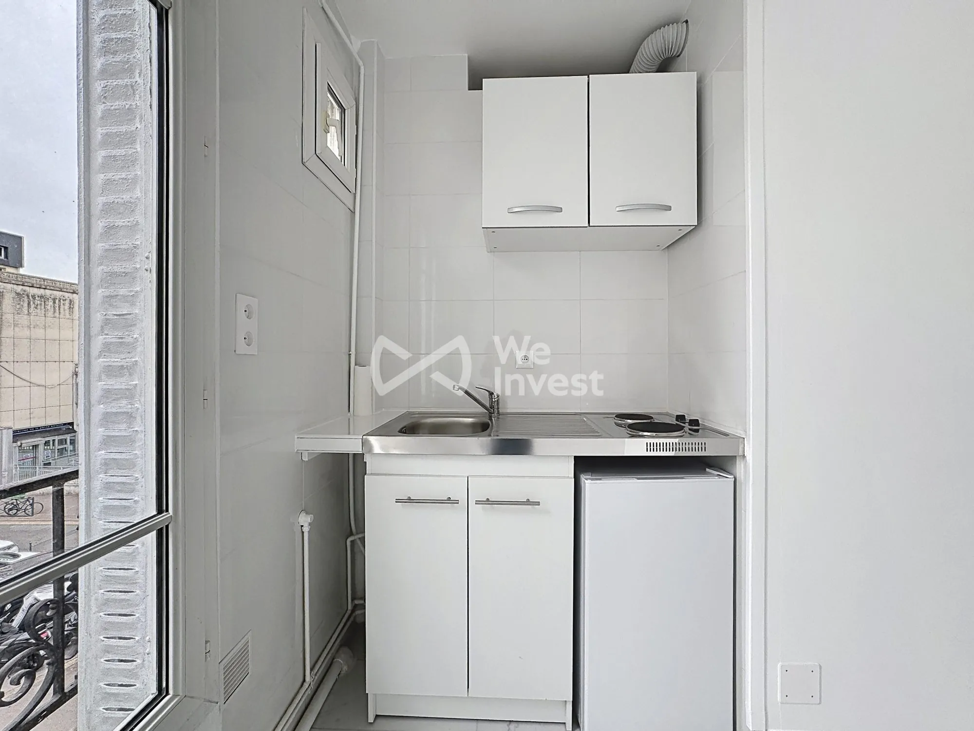 Appartement T2 rénové en centre-ville de Colombes avec cave 