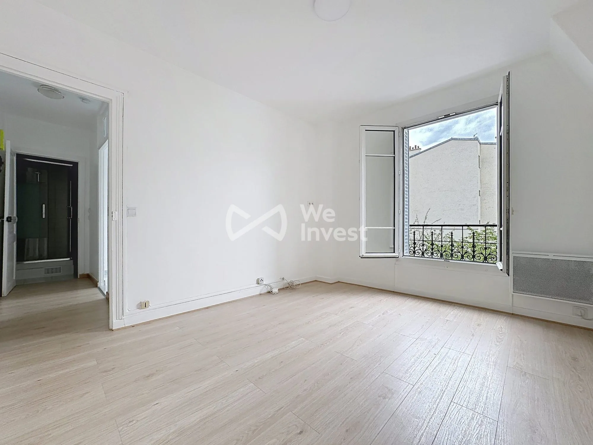 Appartement T2 rénové en centre-ville de Colombes avec cave 