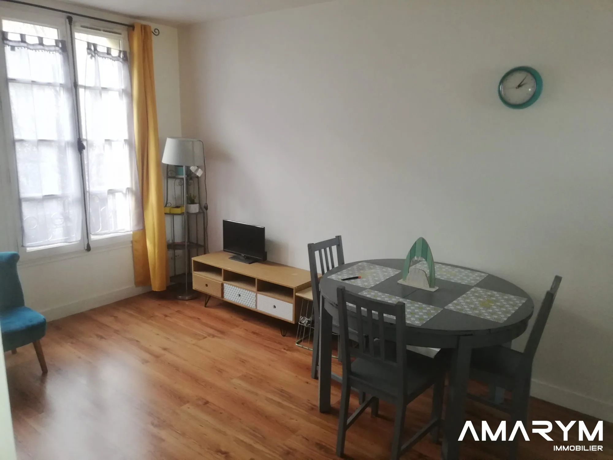 Studio meublé de 31 m² à Dieppe avec fibre et emplacement central - Prix attractif