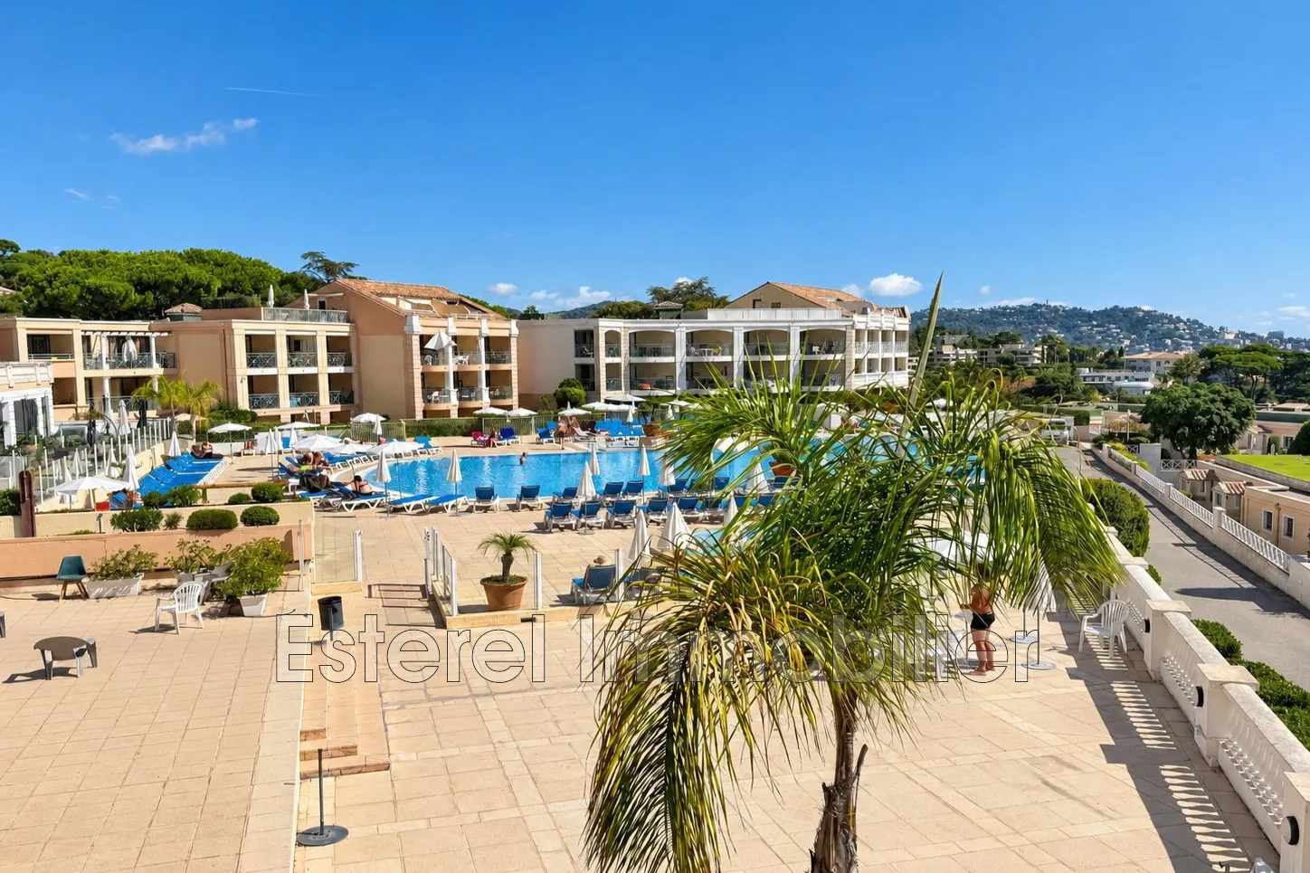 À vendre appartement 2 pièces avec vue mer à Cannes dans résidence de standing