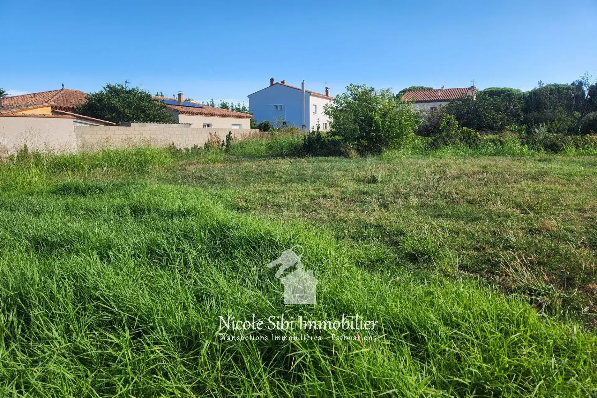 Terrain à bâtir de 693 m² à Millas - Opportunité rare hors lotissement