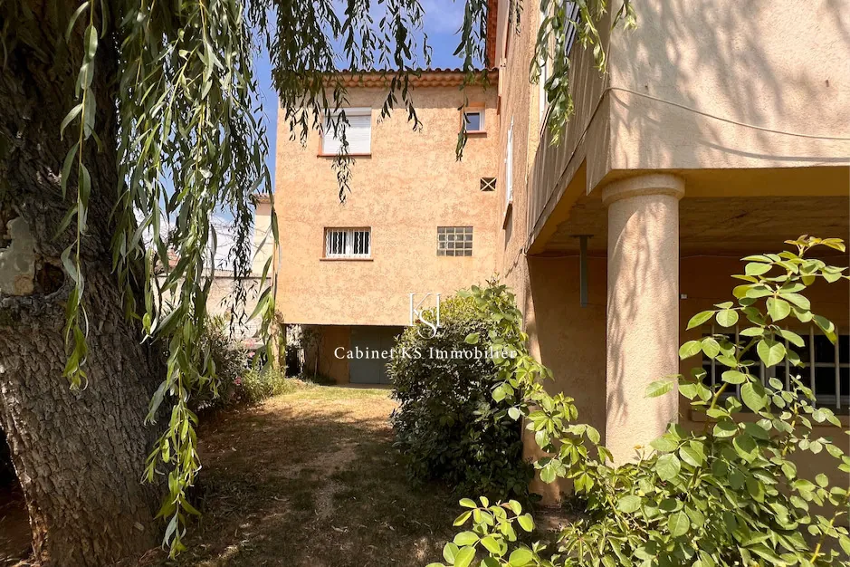 Appartement T5 avec jardin et garage à Brue Auriac - 110 m²