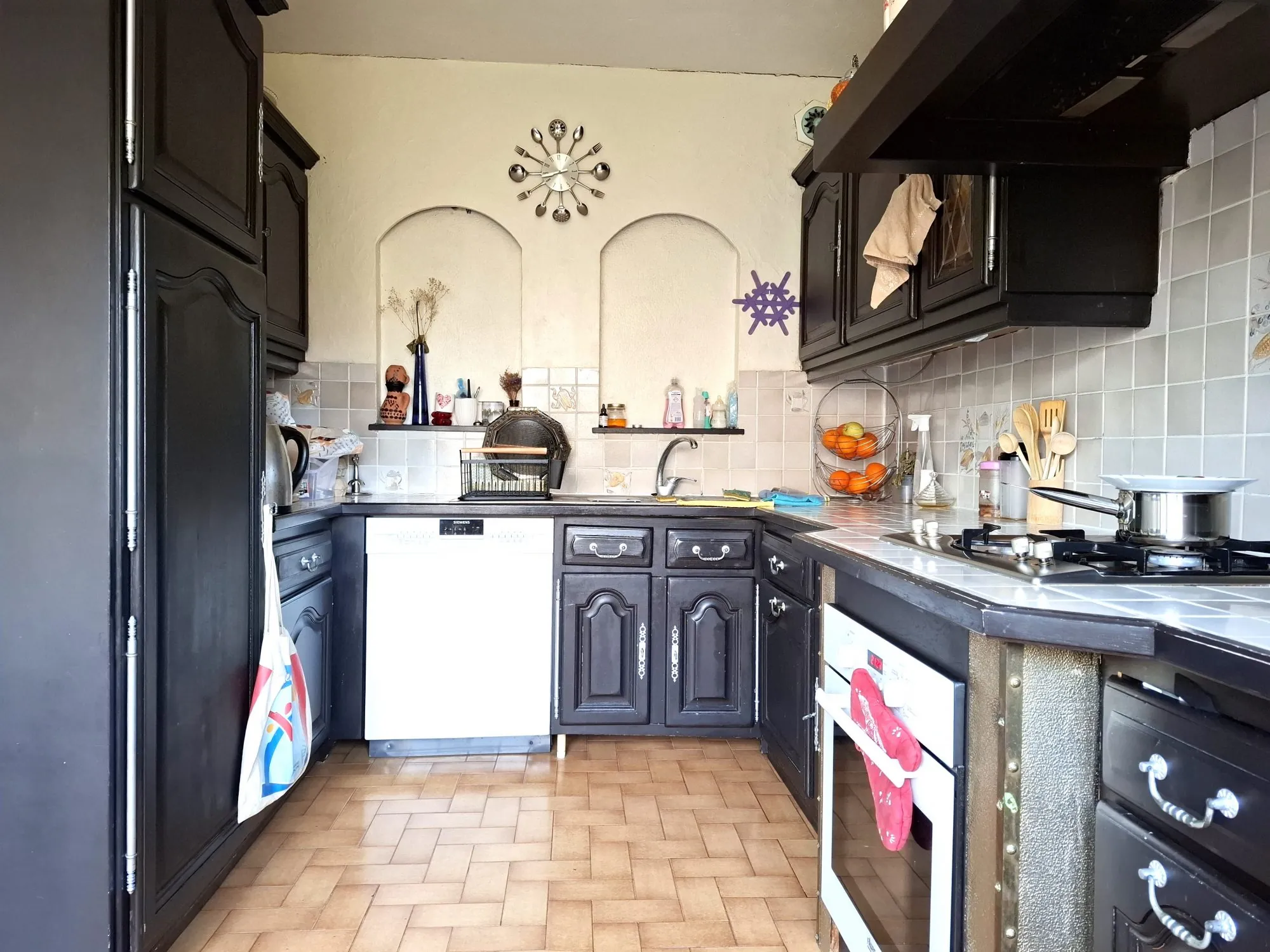 Appartements T4 à Chambéry avec Cave, Parking et Garage - 85 m²