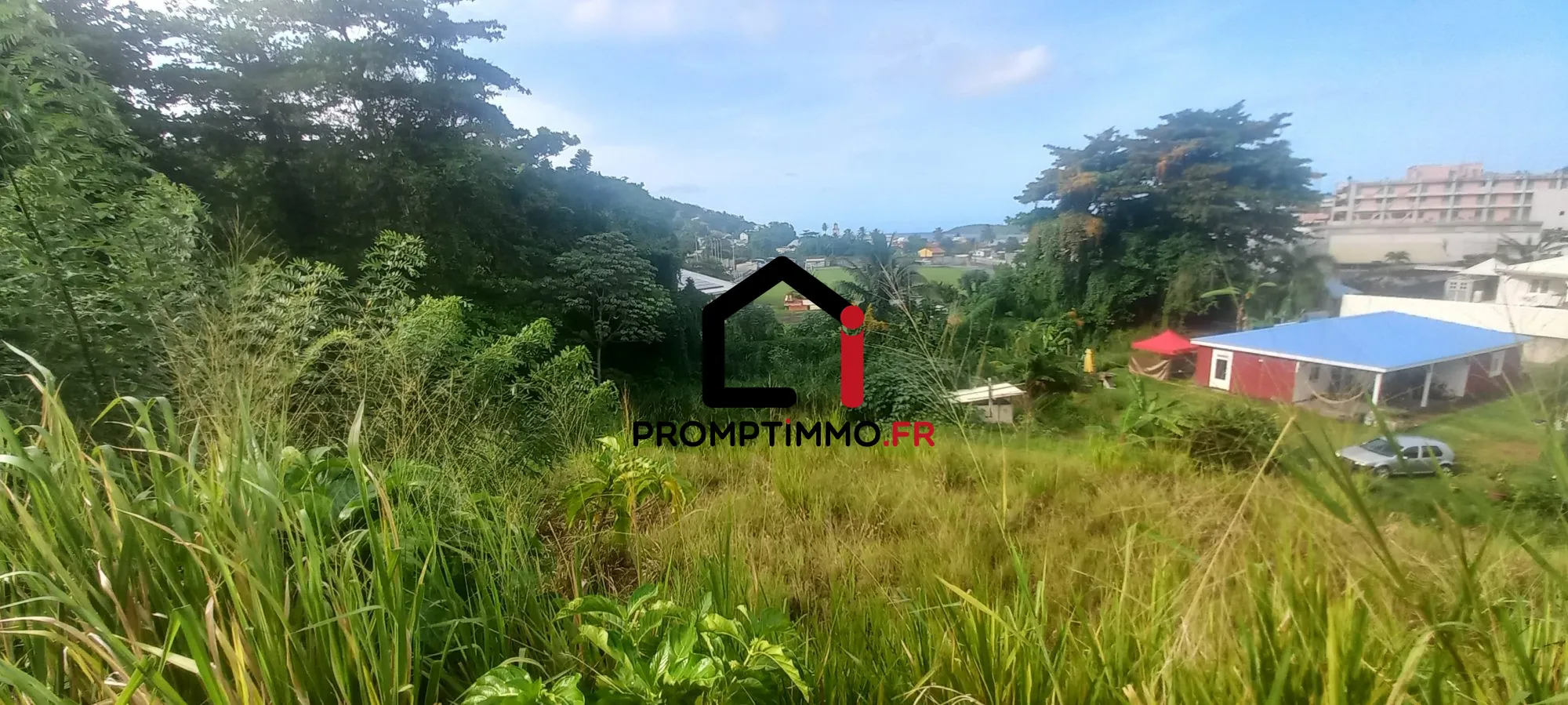 Terrain constructible de 3459 m² à Trinité, proche commodités