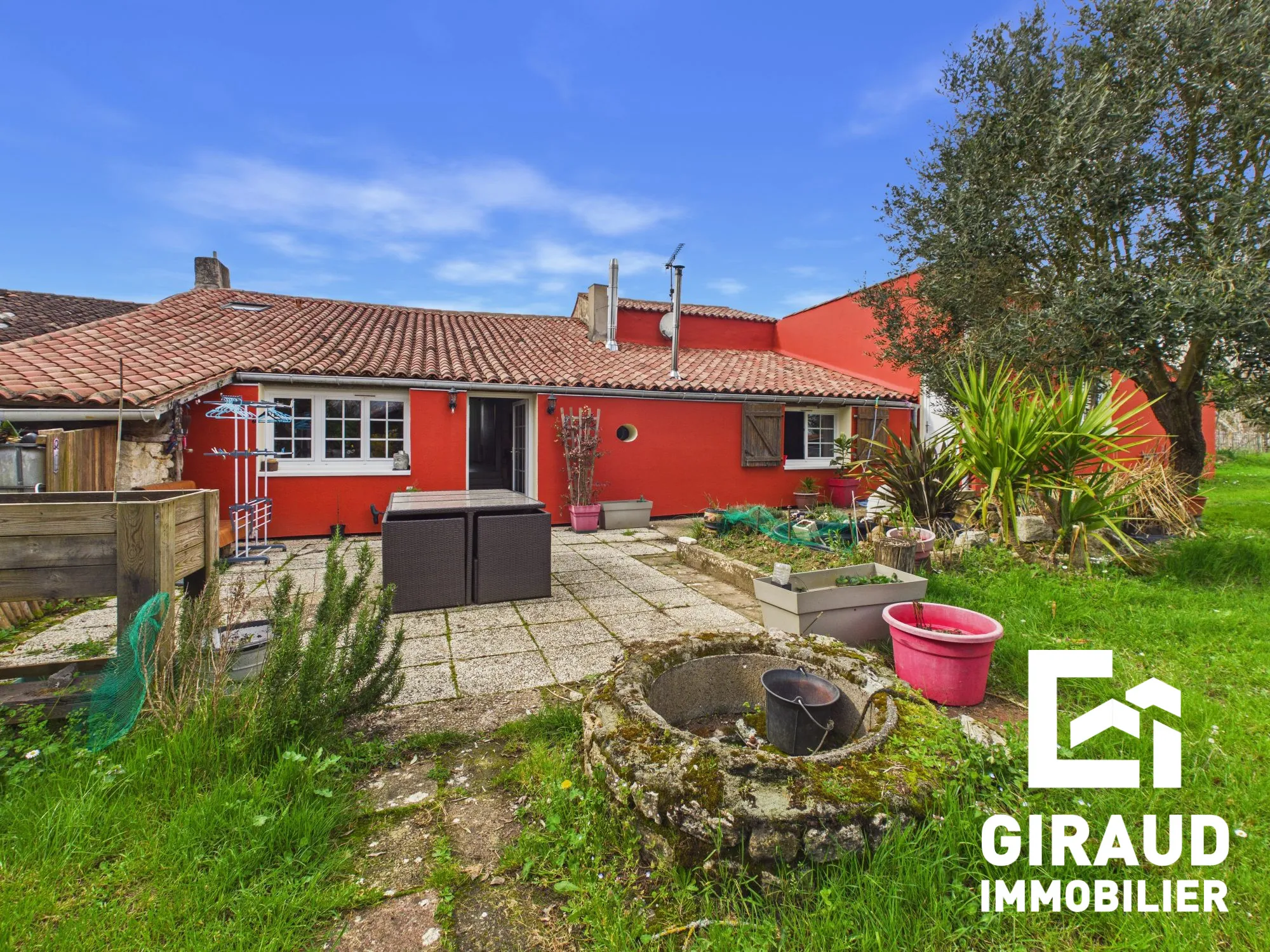Maison à vendre à Pissotte de 135 m² avec grand jardin et garage