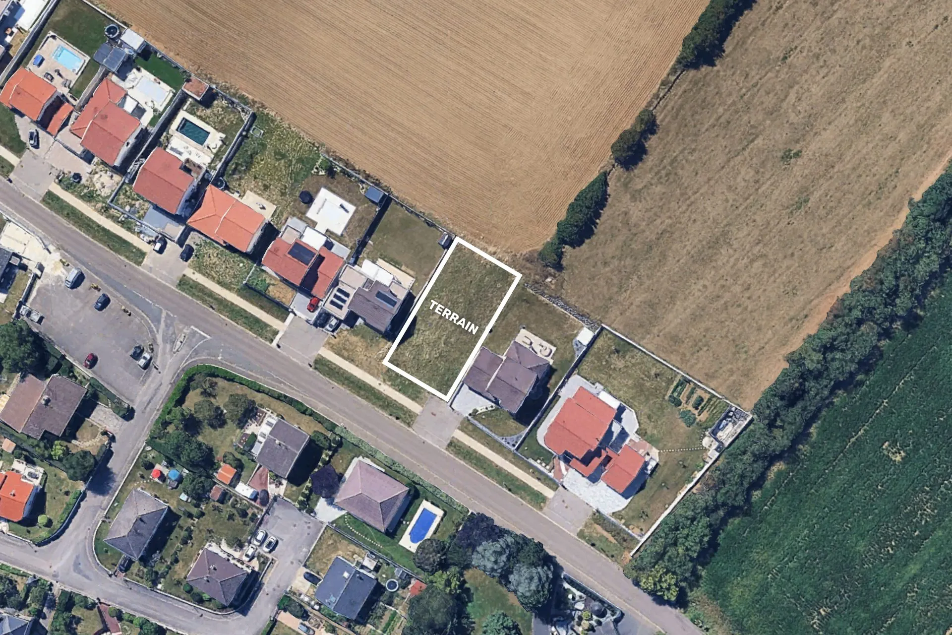 Terrain constructible à vendre à Lupcourt, 750 m², proche Nancy
