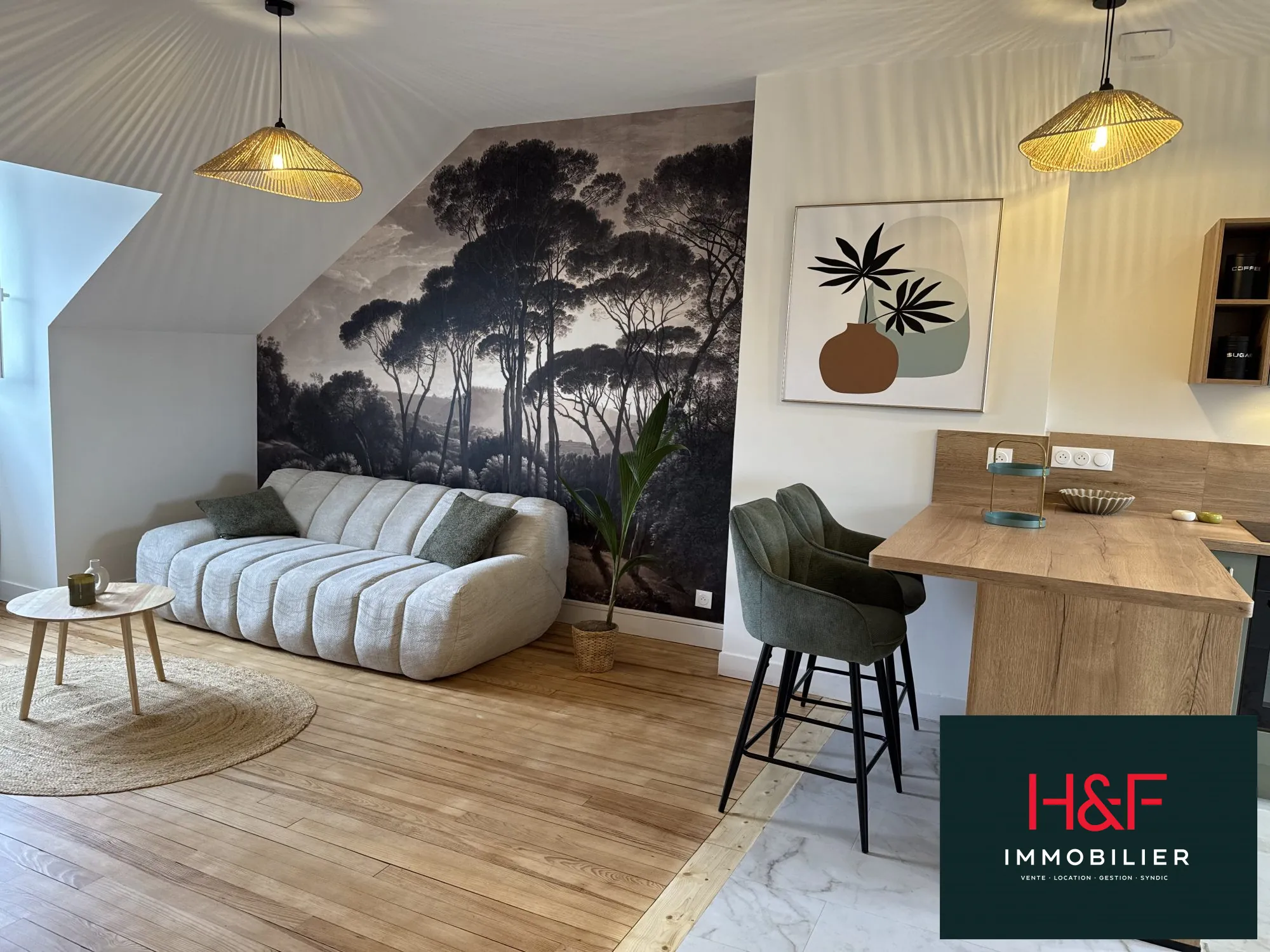 Appartement rénové de 69 m² en plein centre de Flers, 2 chambres, dernier étage