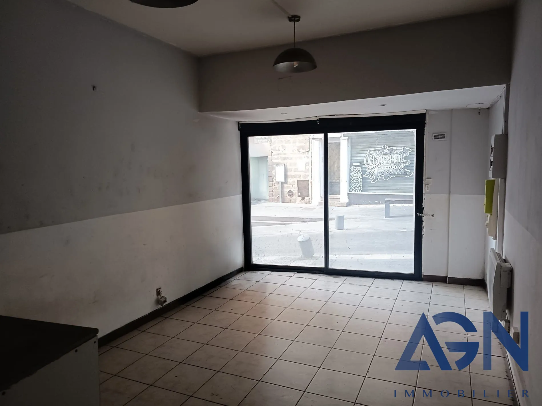 Immeuble à vendre au centre-ville d'Agde – Opportunité locative rare