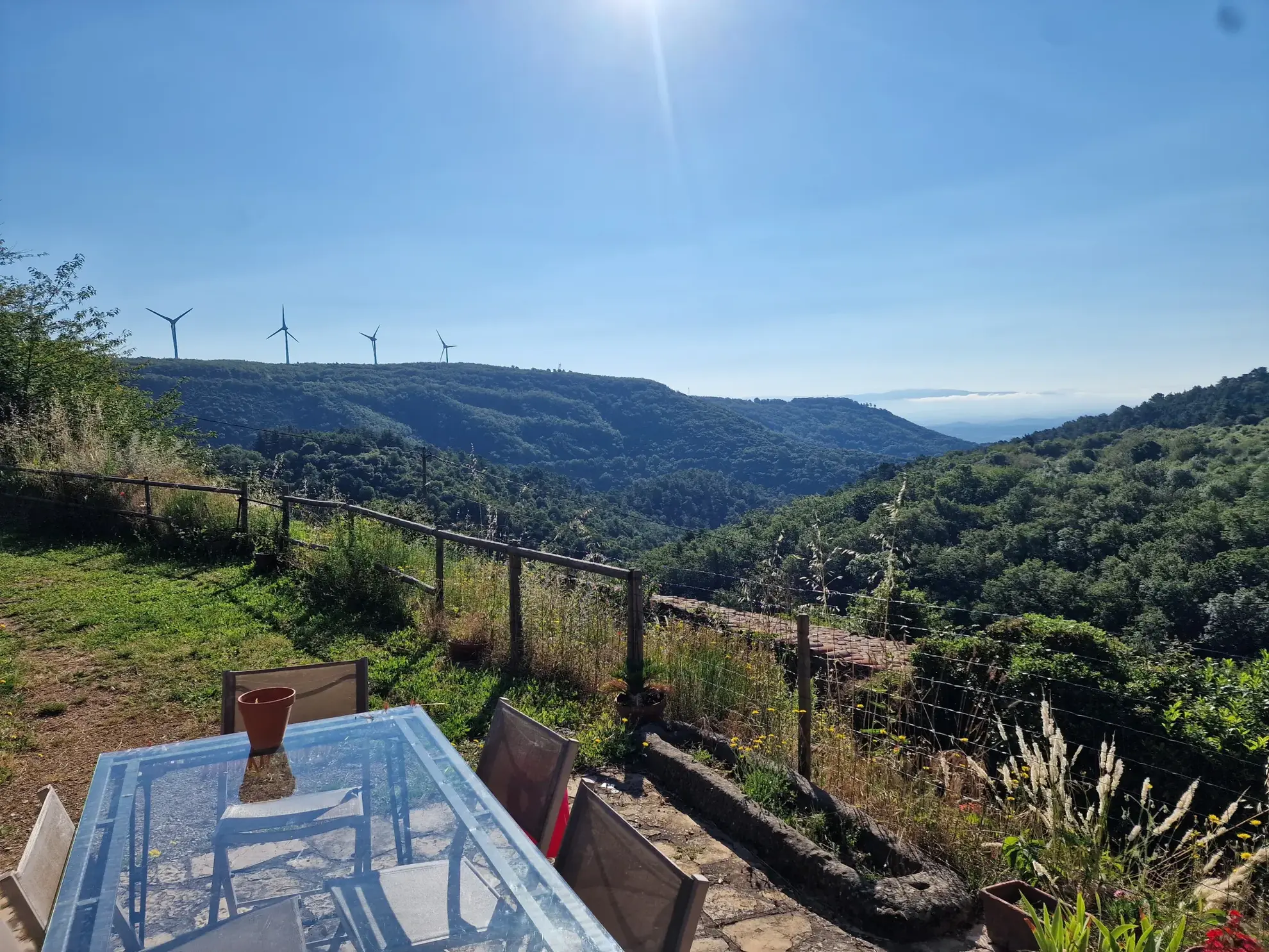 Maison indépendante avec vue panoramique à Saint-Georges-les-Bains, Ardèche
