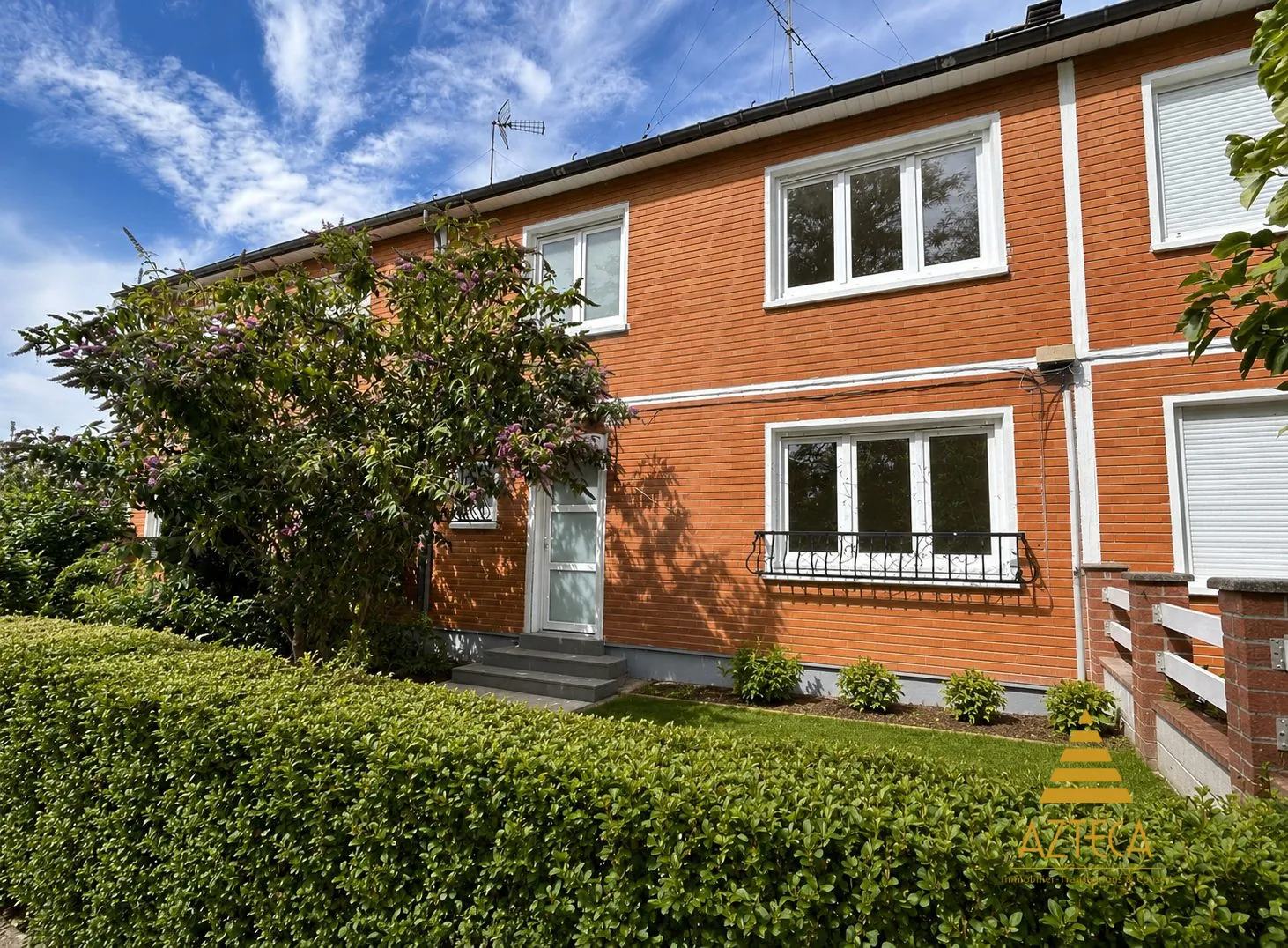 Maison familiale entièrement rénovée à Cambrai avec jardin et garage – 96 m²