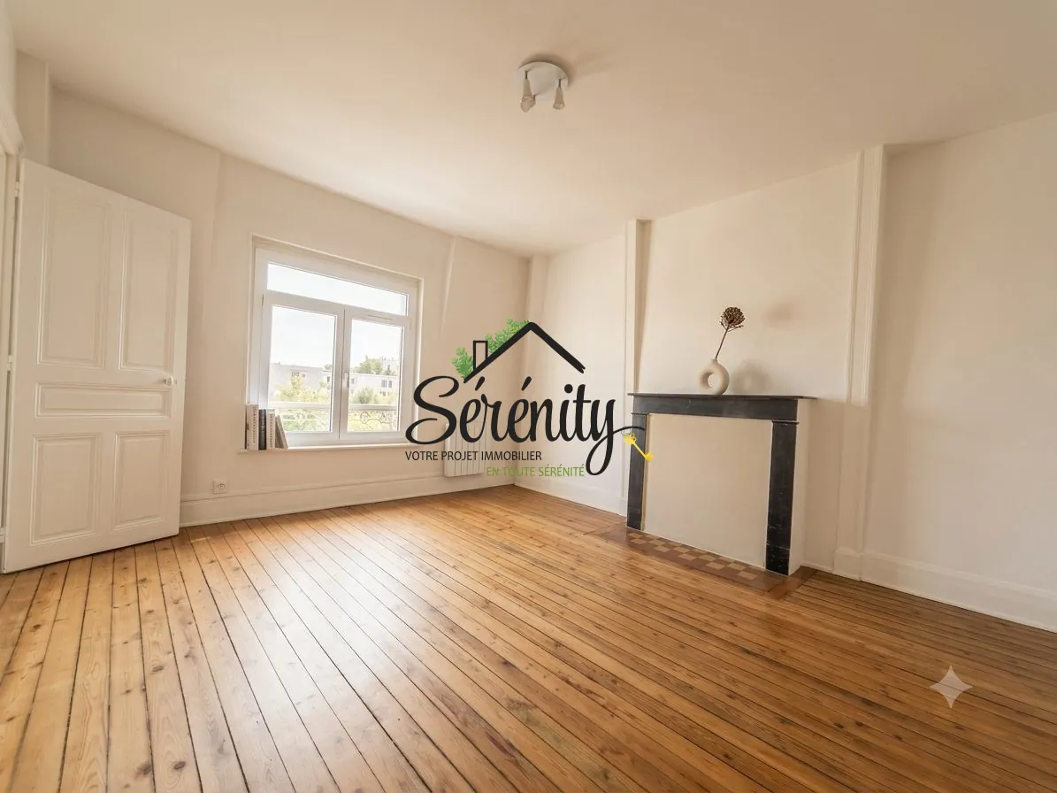 Appartement F2 lumineux de 67,5 m² à Cambrai avec cave, idéal investisseur