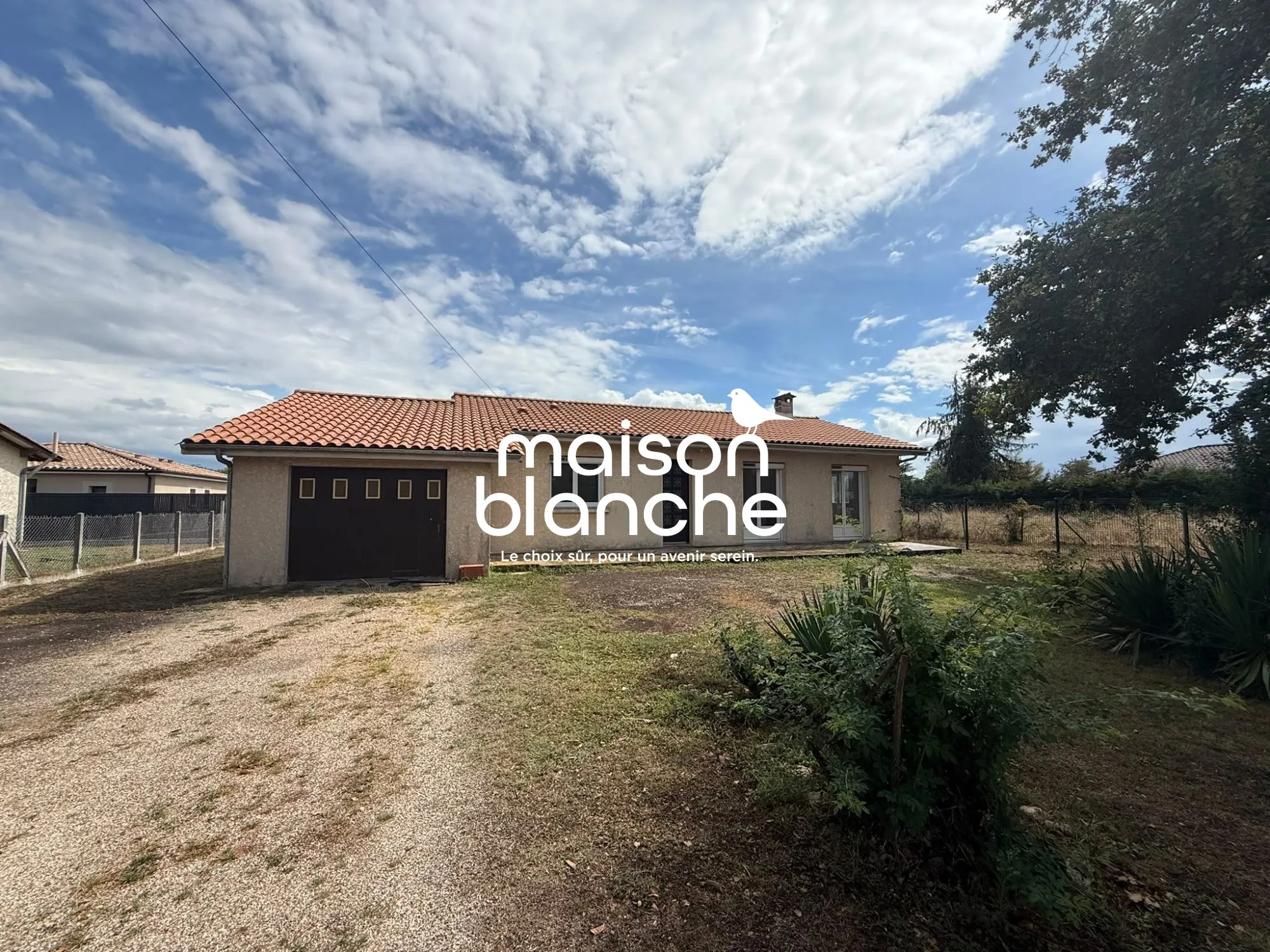 Maison de plain-pied à Coutras avec jardin et garage - Secteur calme