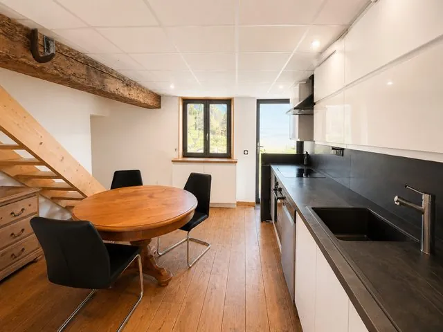 Splendide appartement T3 rénové avec terrasse à Aubonne - Opportunité idéale