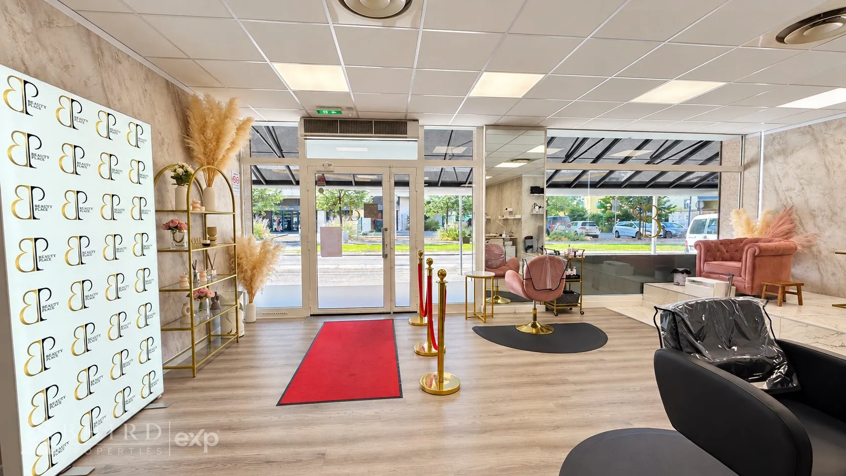 Fonds de commerce d'institut de beauté à Gaillard près de Genève - Emplacement stratégique à vendre