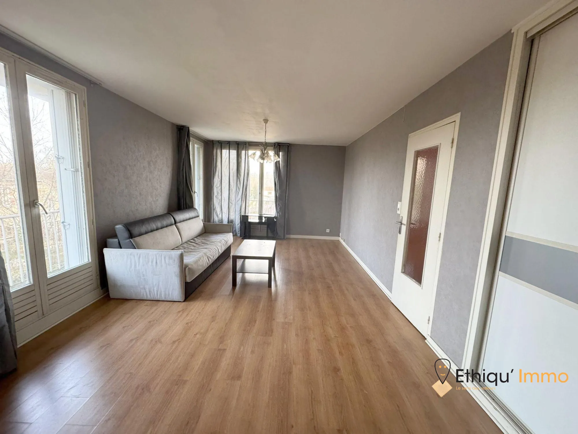 Appartement T1 bis avec parking à Bar-sur-Aube - Investissement idéal