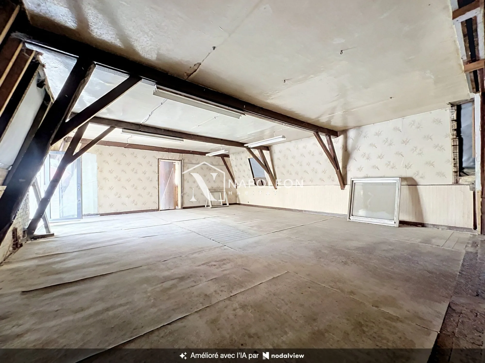 Loft à rénover d'environ 100 m² à vendre à Roubaix - Opportunité exceptionnelle