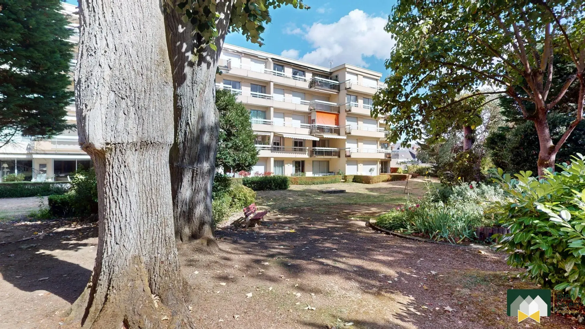 Appartement T2 avec balcon et cave à Chartres, proche centre-ville