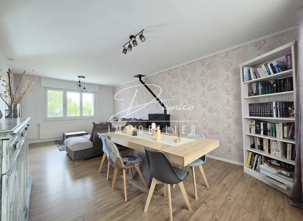 Maison 3 chambres avec jardin et garage à Cambrai, secteur recherché