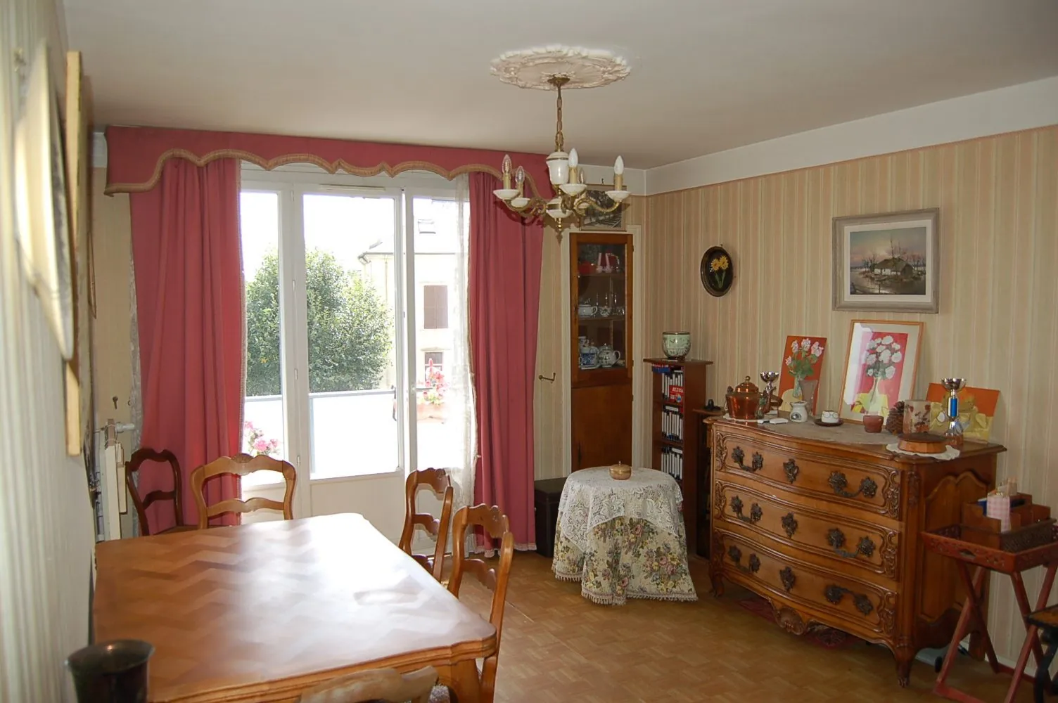 Appartement T3/4 lumineux de 69 m² avec balcon et cave à Rennes près du métro Clémenceau