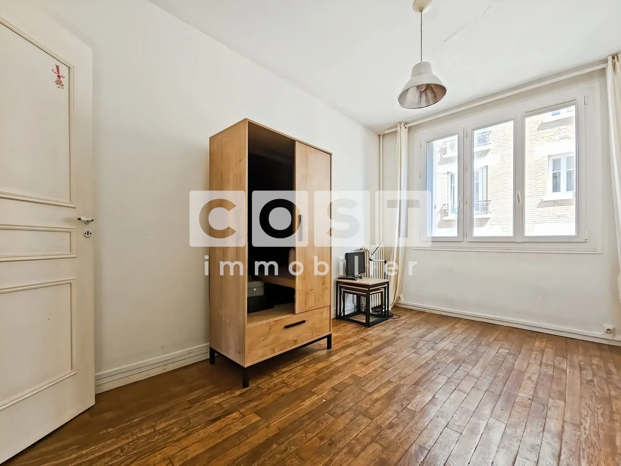 Appartement à vendre à Bois-Colombes – Lumineux et calme, proche commodités