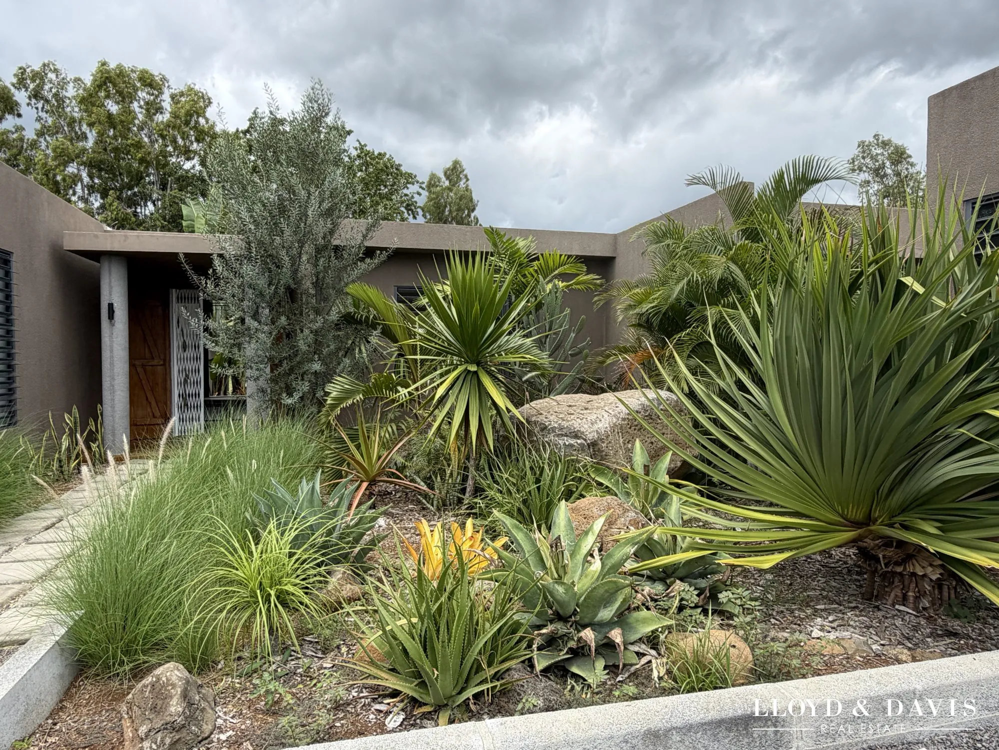 Villa de luxe à louer à Tamarin avec piscine et Jardin Tropical