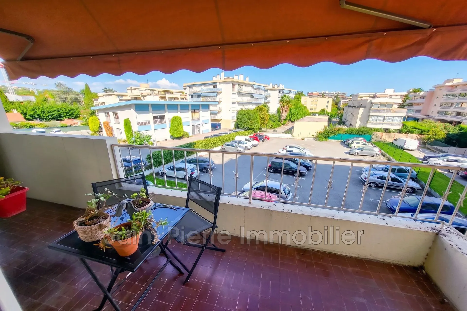 Vente appartement 2 pièces avec terrasse et parking à Cagnes-sur-Mer