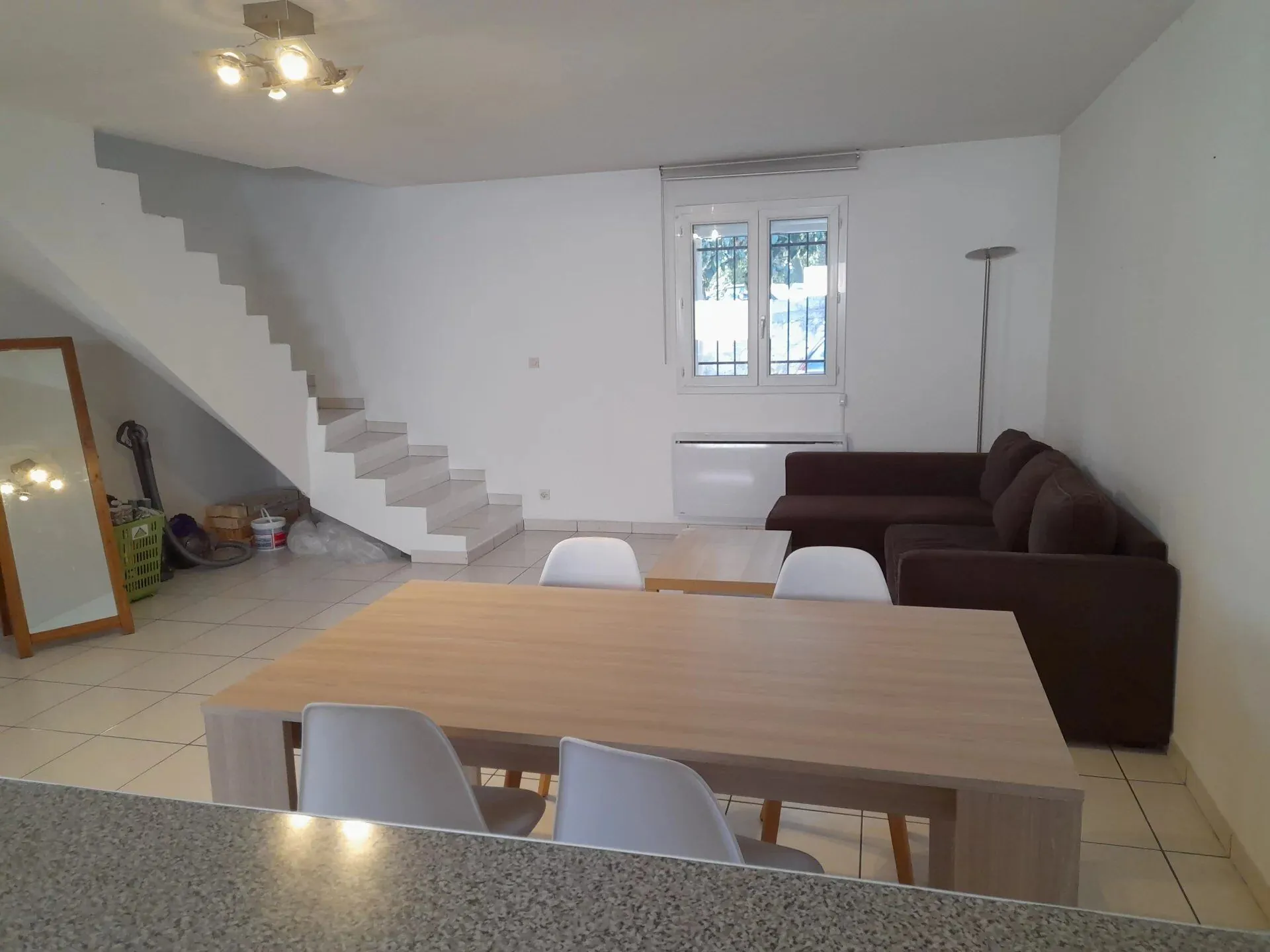 Appartement duplex rénové de 117 m² à Toulon Saint Jean avec garage et 3 chambres