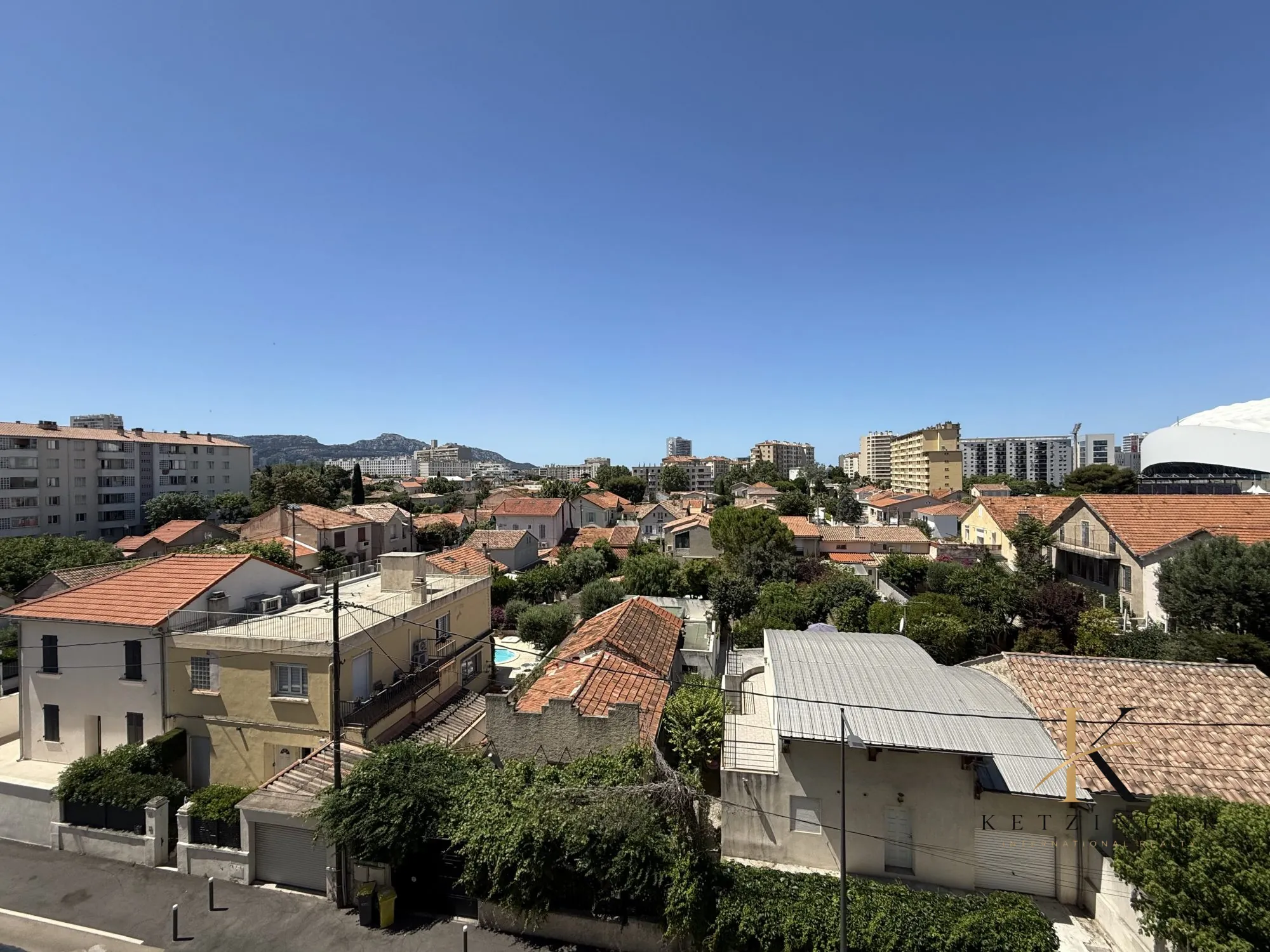 Appartement T2/3 à vendre à Marseille 13009 – Lumineux et bien situé