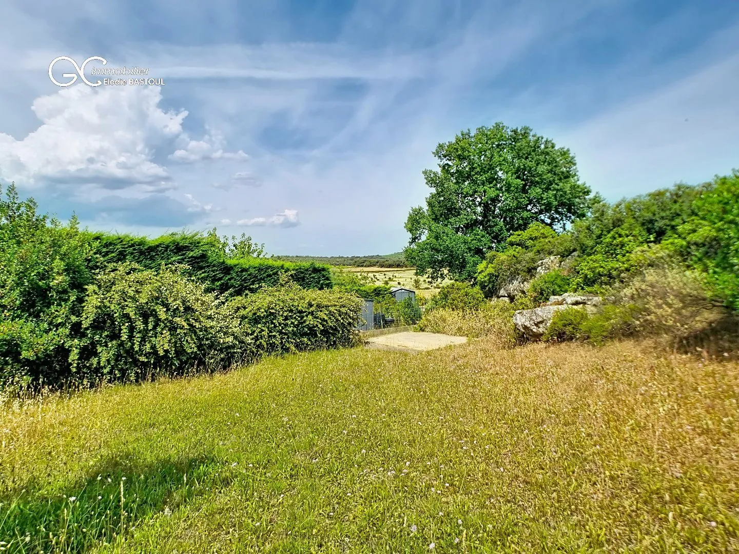 Belle maison de 106 m² avec jardin arboré à Assignan