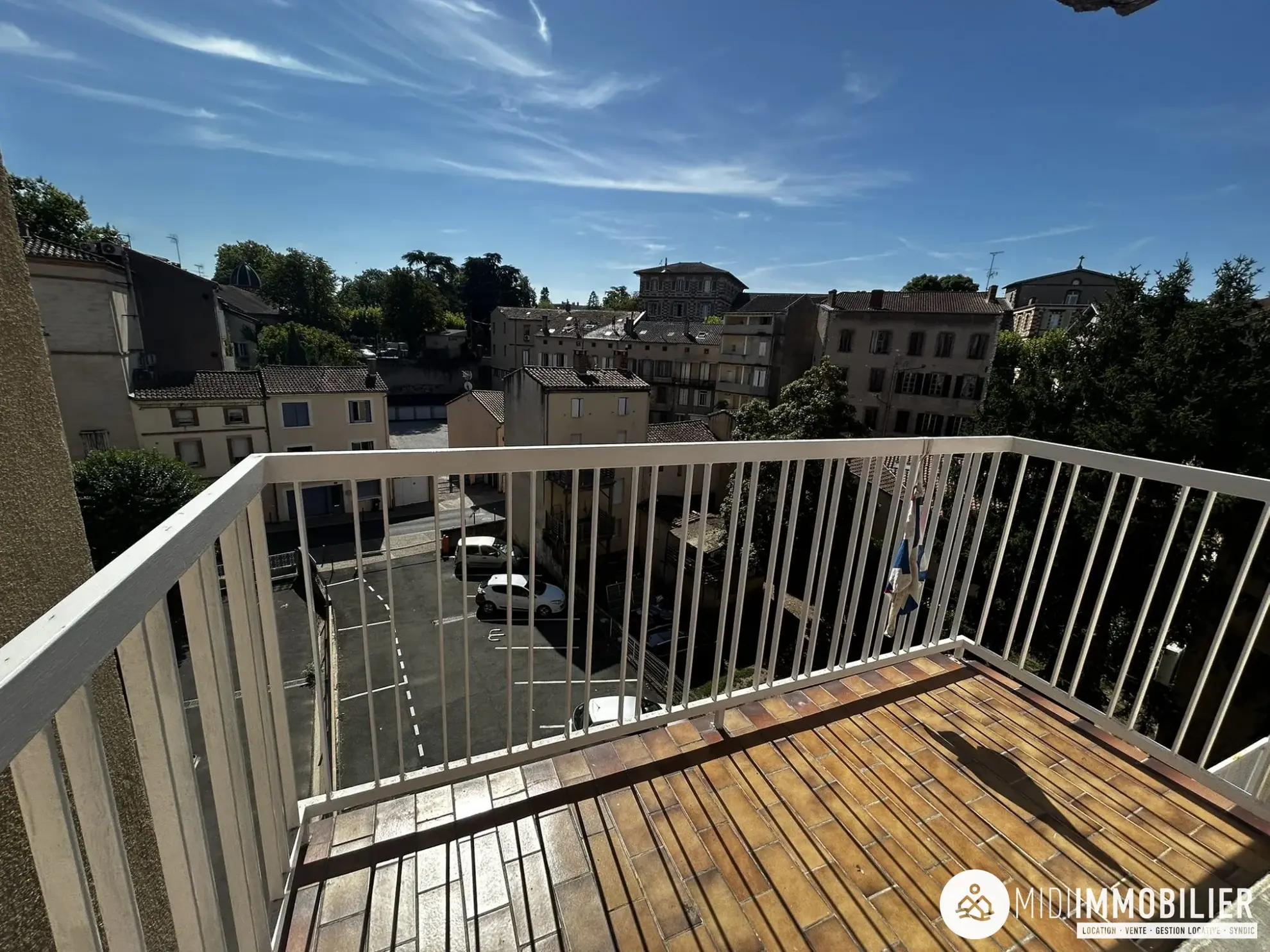 Appartement T2 loué en hyper-centre d'Albi avec parking et cave