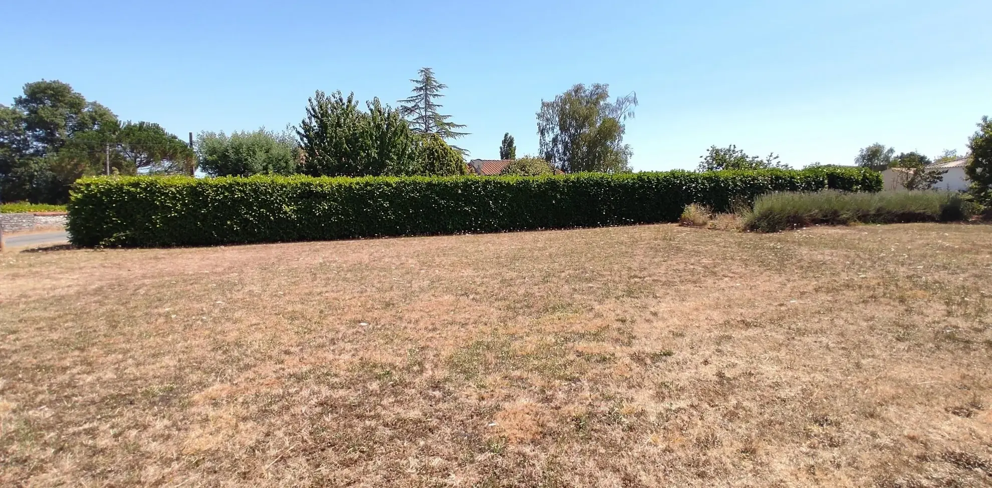 Terrain constructible à vendre à Saintes – Emplacement privilégié