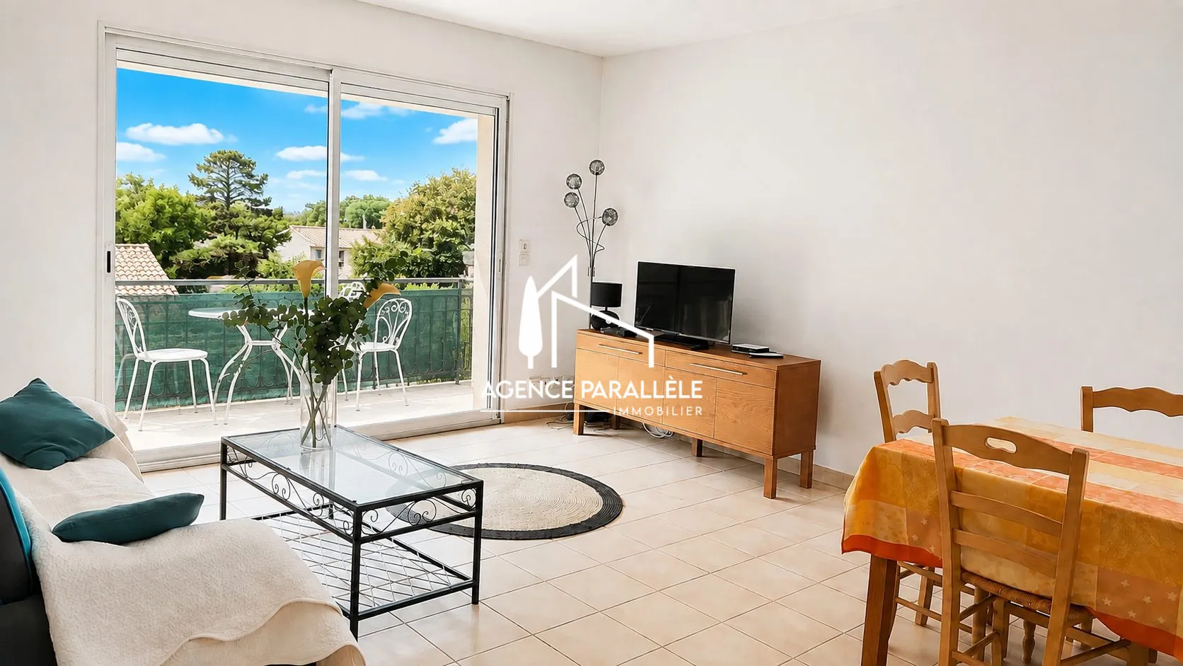 Appartement T2 à vendre à L'Isle-sur-la-Sorgue avec balcon et parking