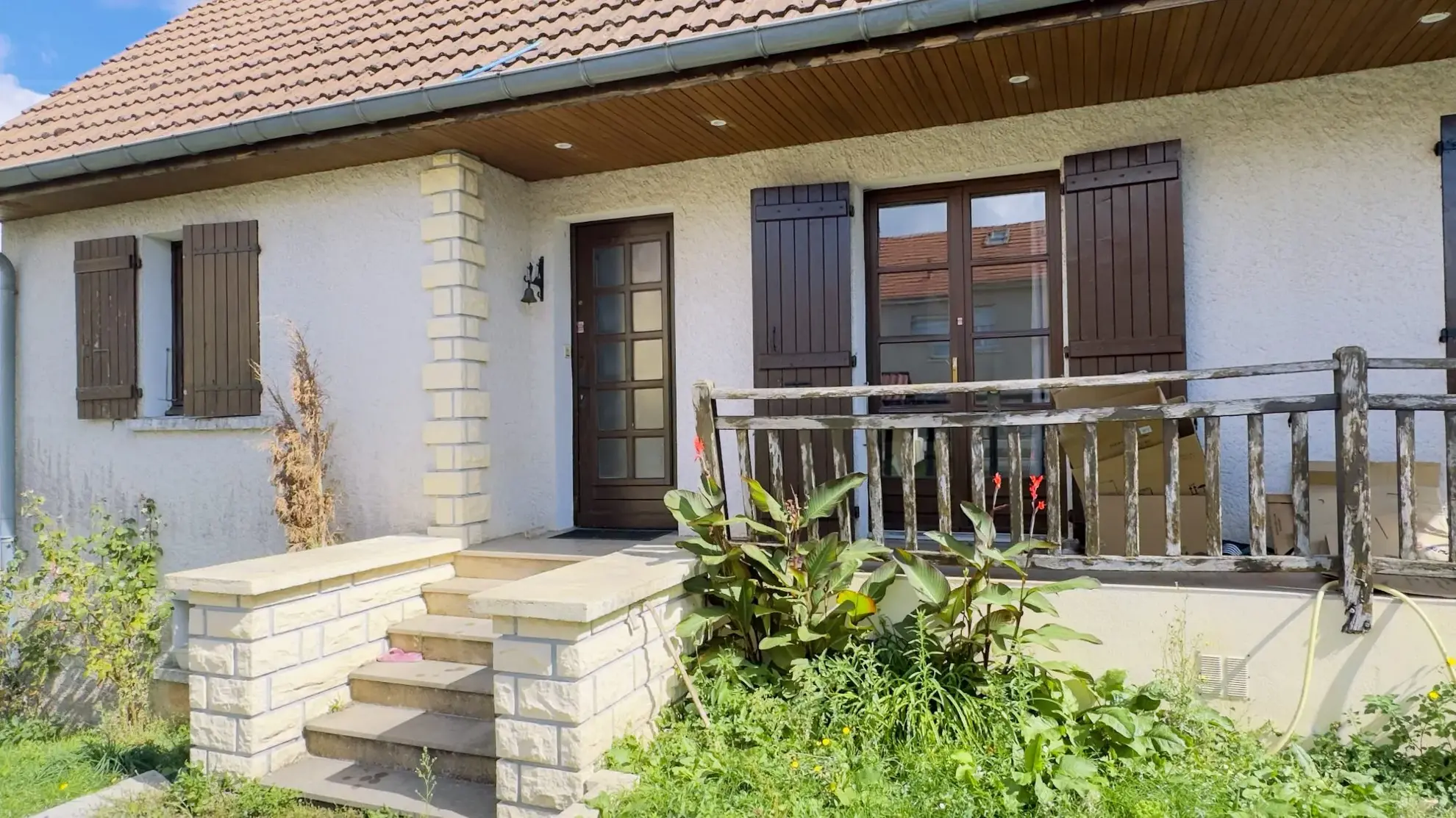 Belle maison familiale à vendre à Montcenis avec grand terrain et espaces fonctionnels