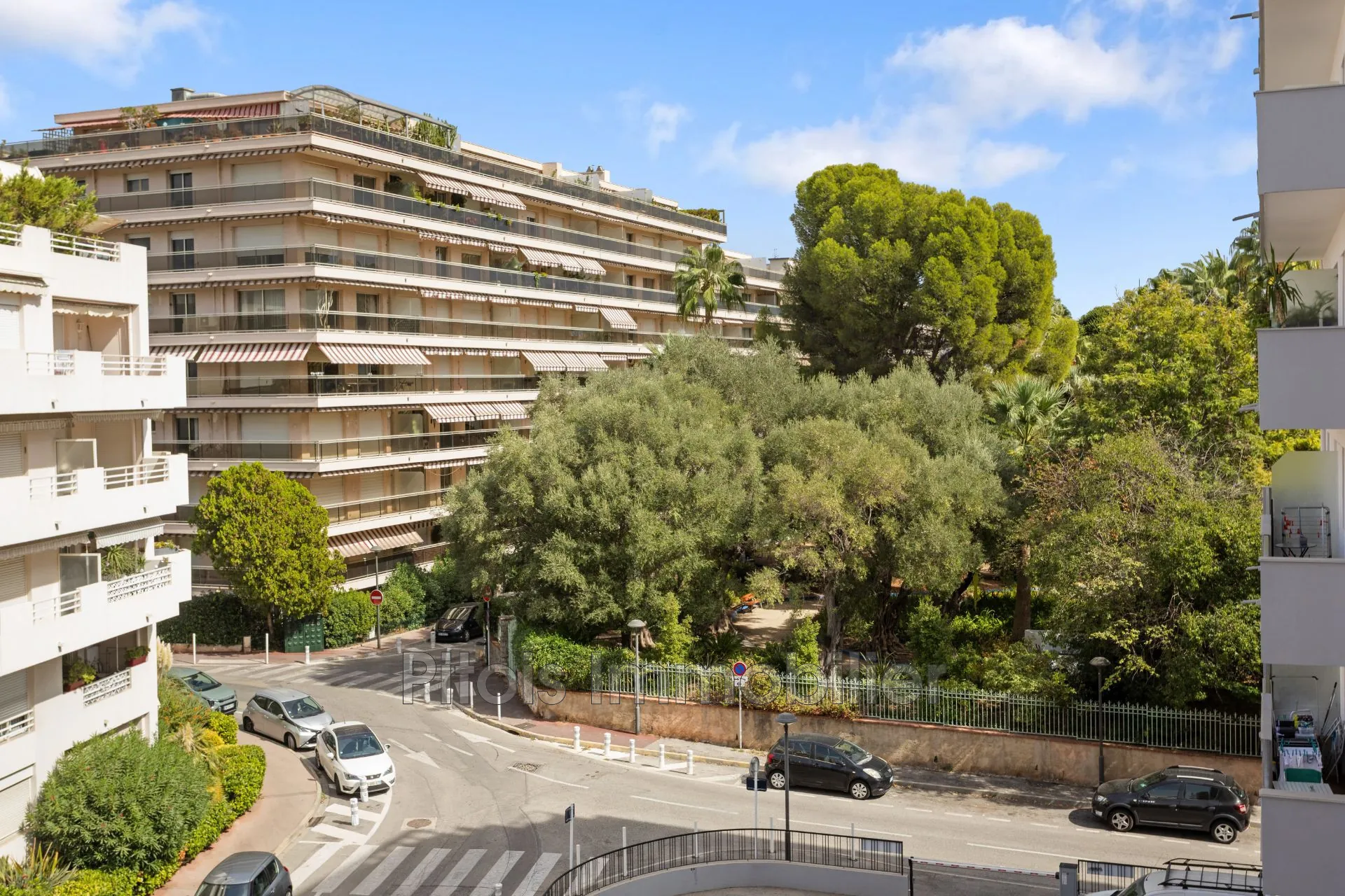 Charmant appartement 2 pièces à Juan-les-Pins avec terrasse et parking