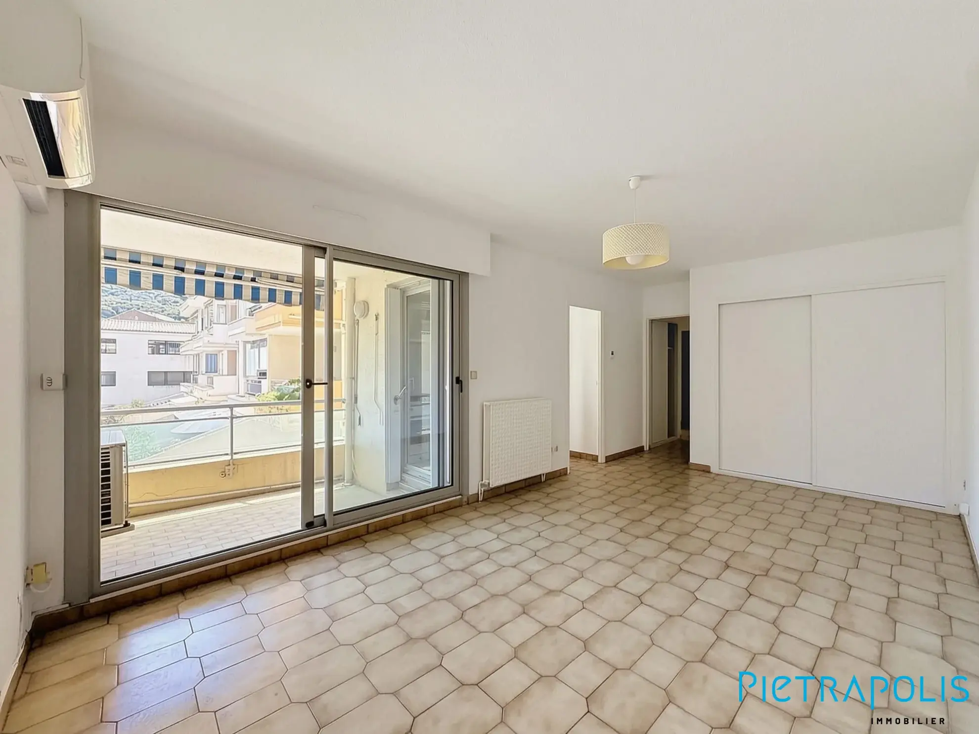 Appartement T2 avec terrasse en Centre-Ville de Sète, vue Mont Saint-Clair
