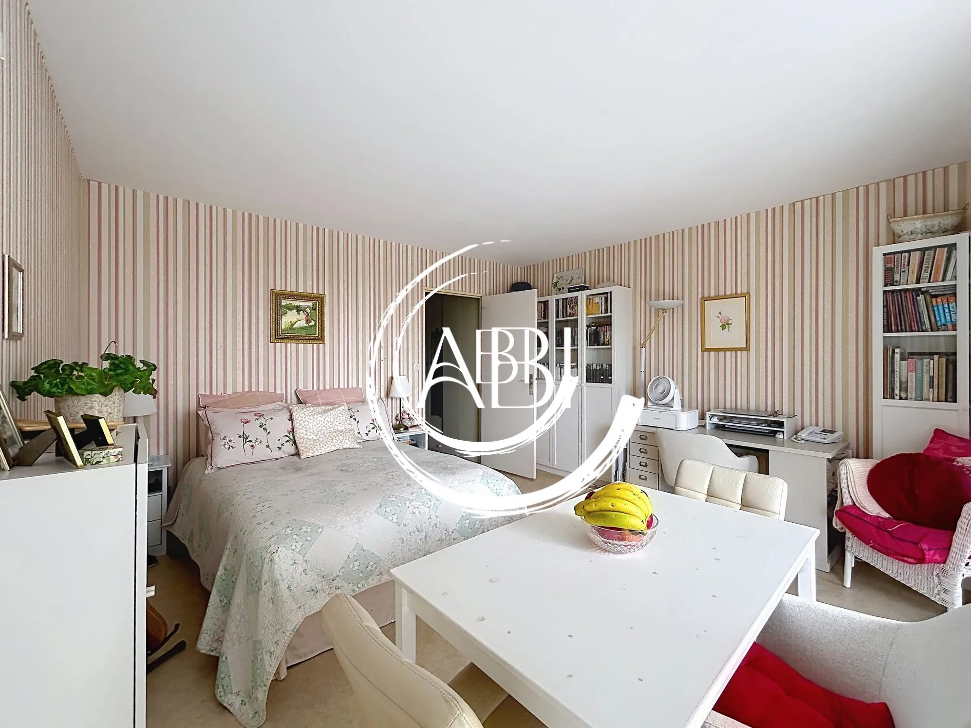Studio en vente à Bagnoles de l'Orne avec balcon, loué, faible charges