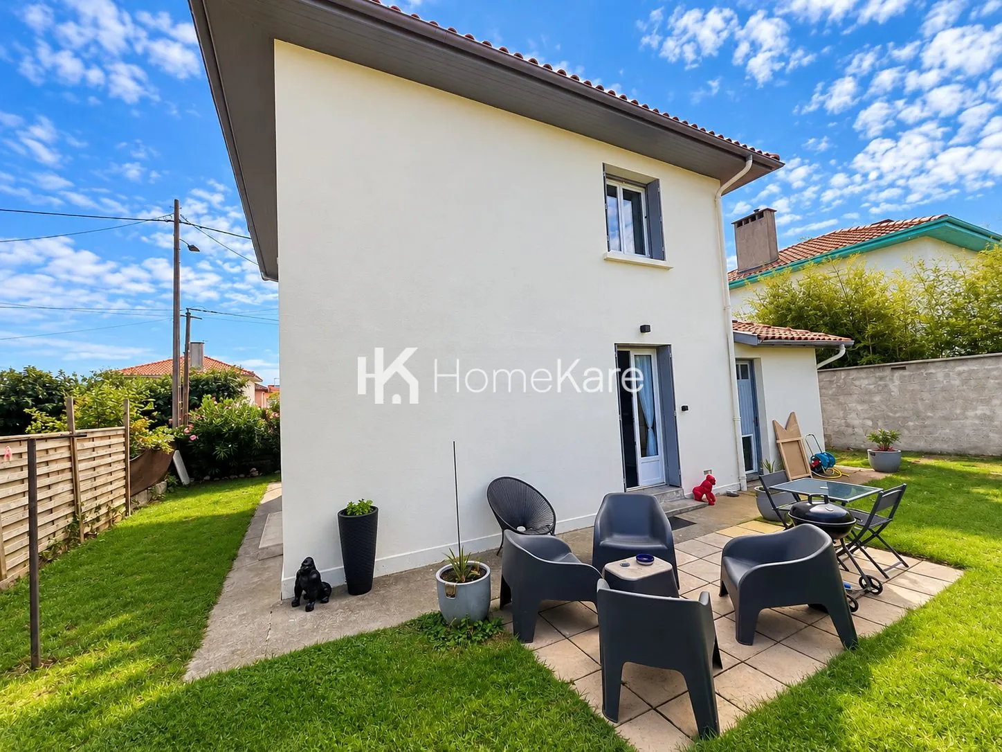 Maison à vendre à Montréjeau avec 3 chambres, jardin et garage