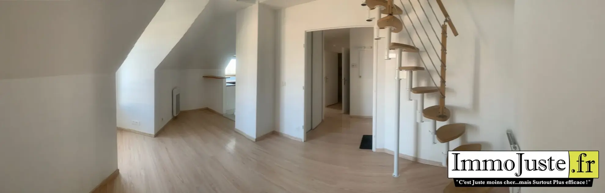 Appartement duplex T3 de 42,05m² avec parking à Les Essarts-le-Roi