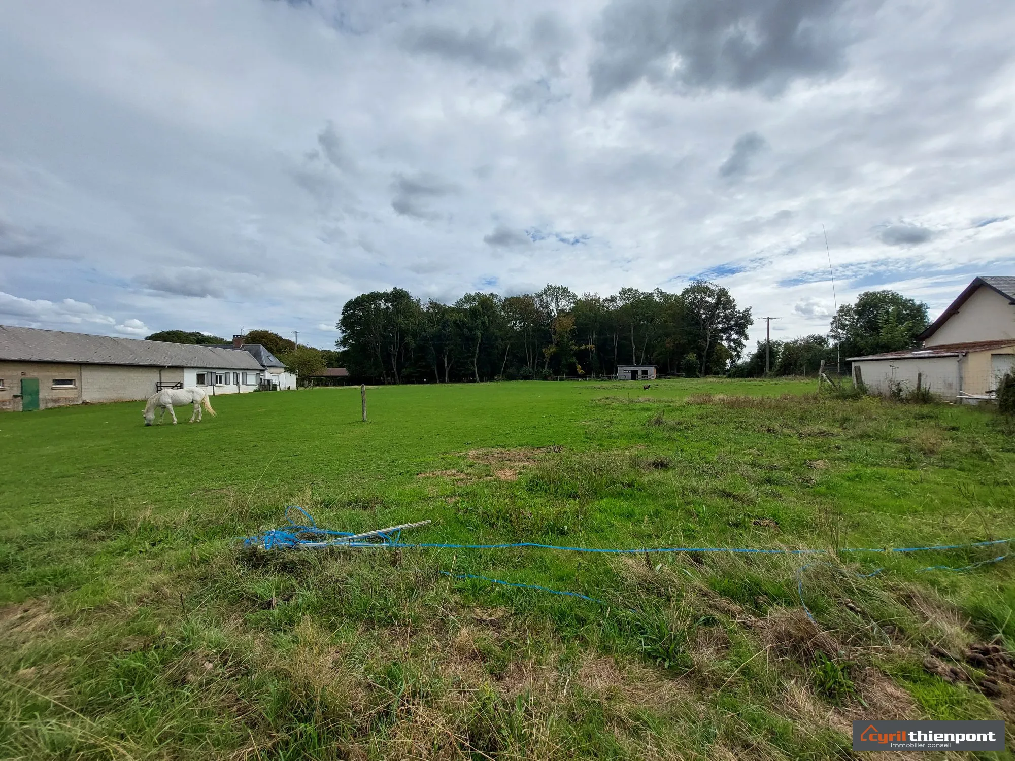 Terrain à bâtir de 1430 m² à Vauchelles-les-Quesnoy proche Abbeville