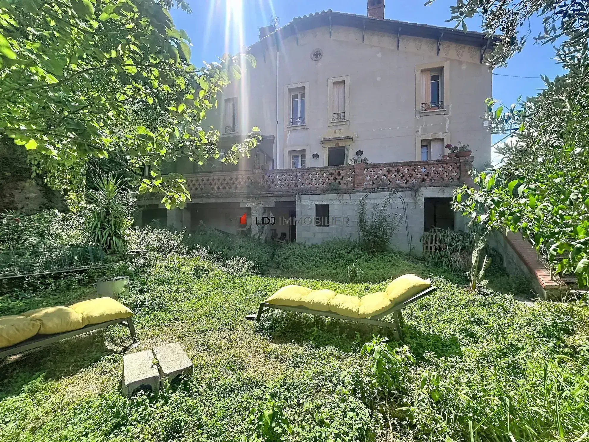 Maison 152 m² à Ria-Sirach avec fort potentiel, garage et jardin