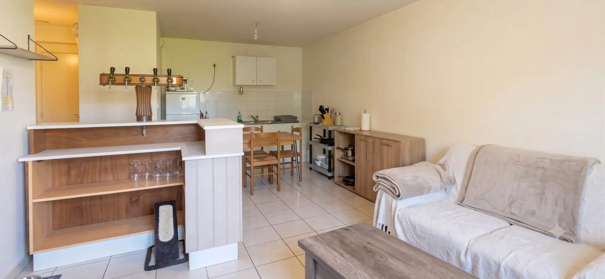Appartement T2 avec balcon, cave et parking à Vannes, Quartier Bondon