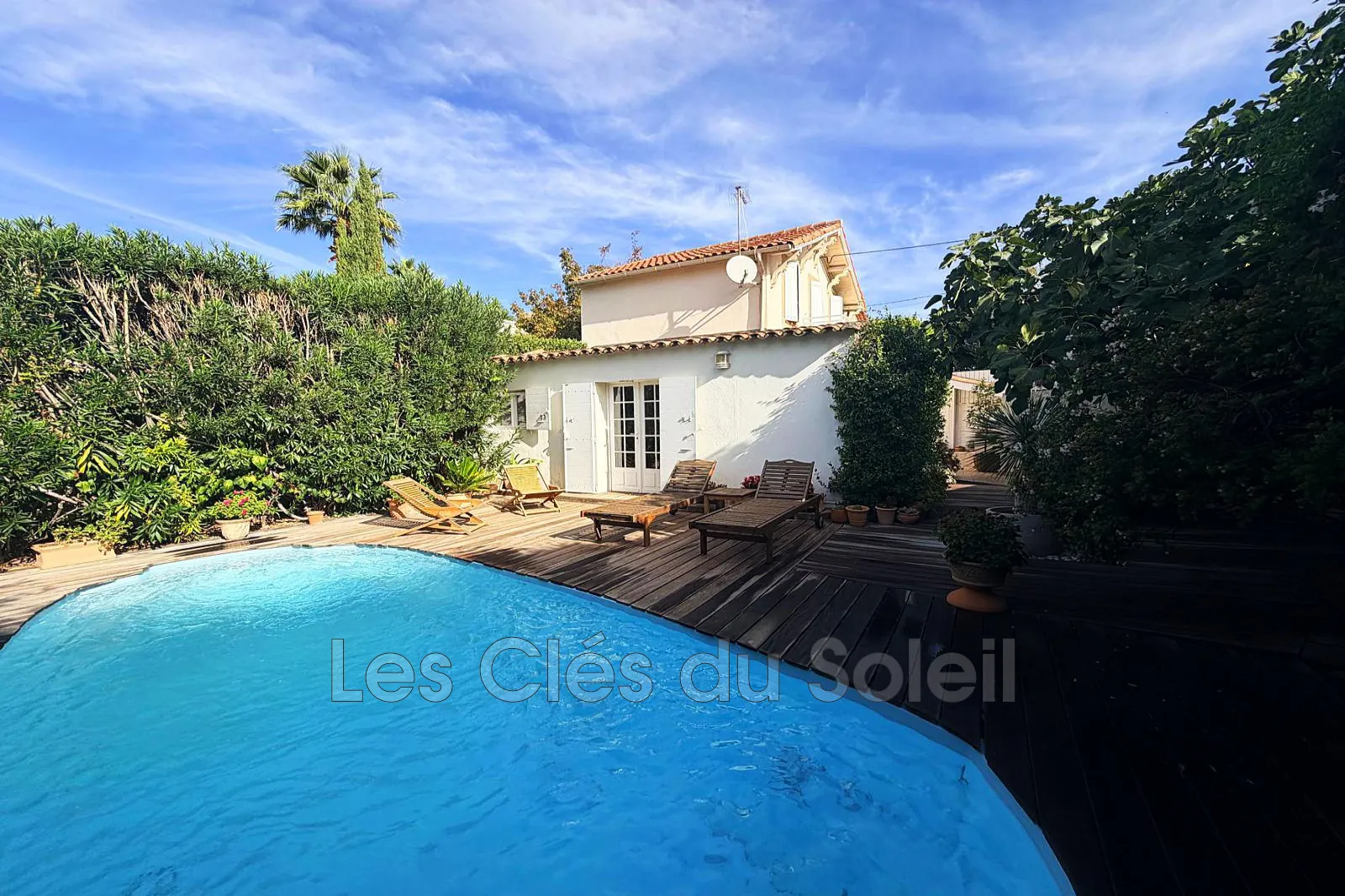 Magnifique maison à Marseille avec piscine et terrasse dans le 12ème arrondissement