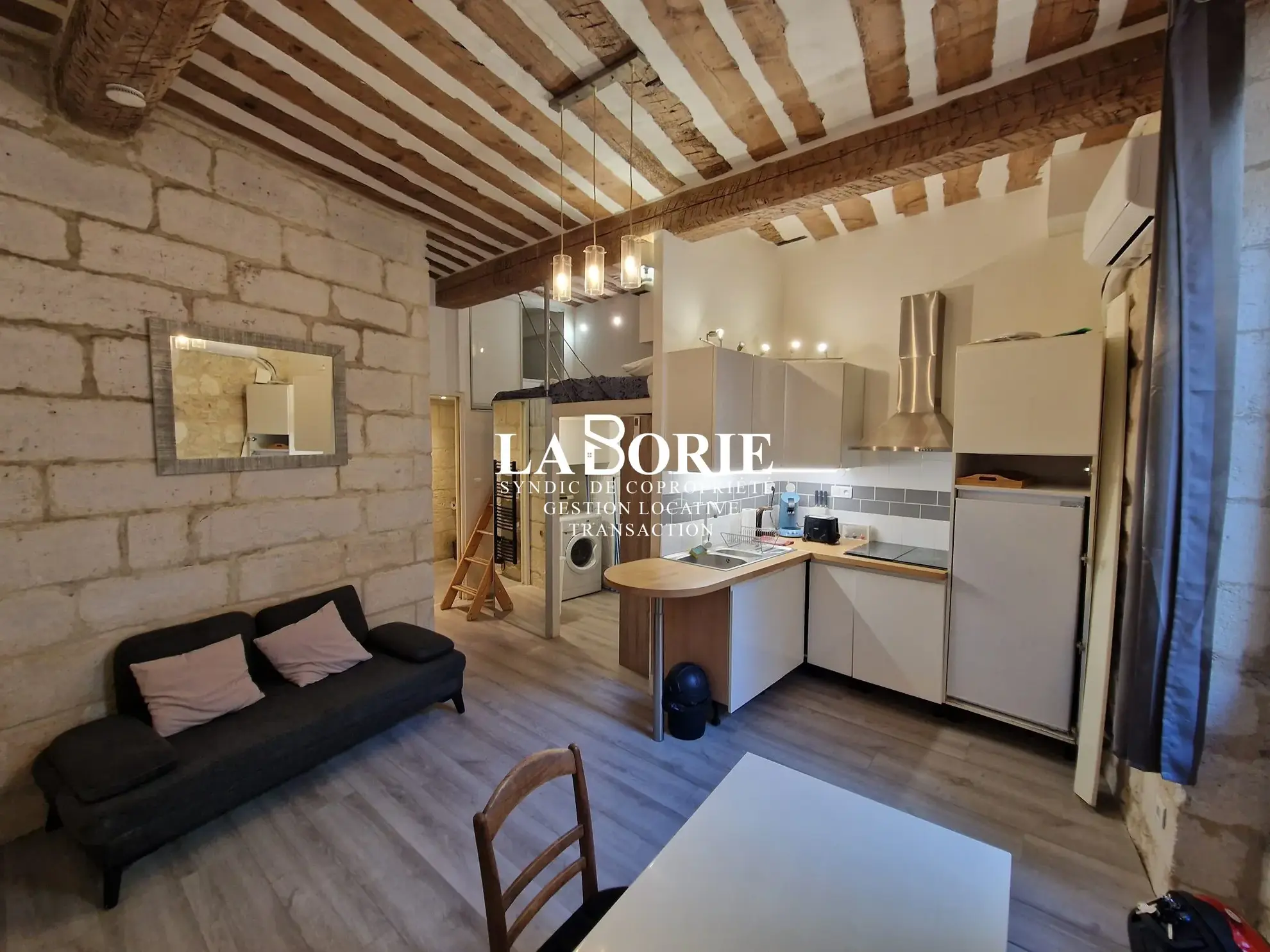 Studio lumineux à vendre à Avignon, prêt à emménager dans un secteur prisé