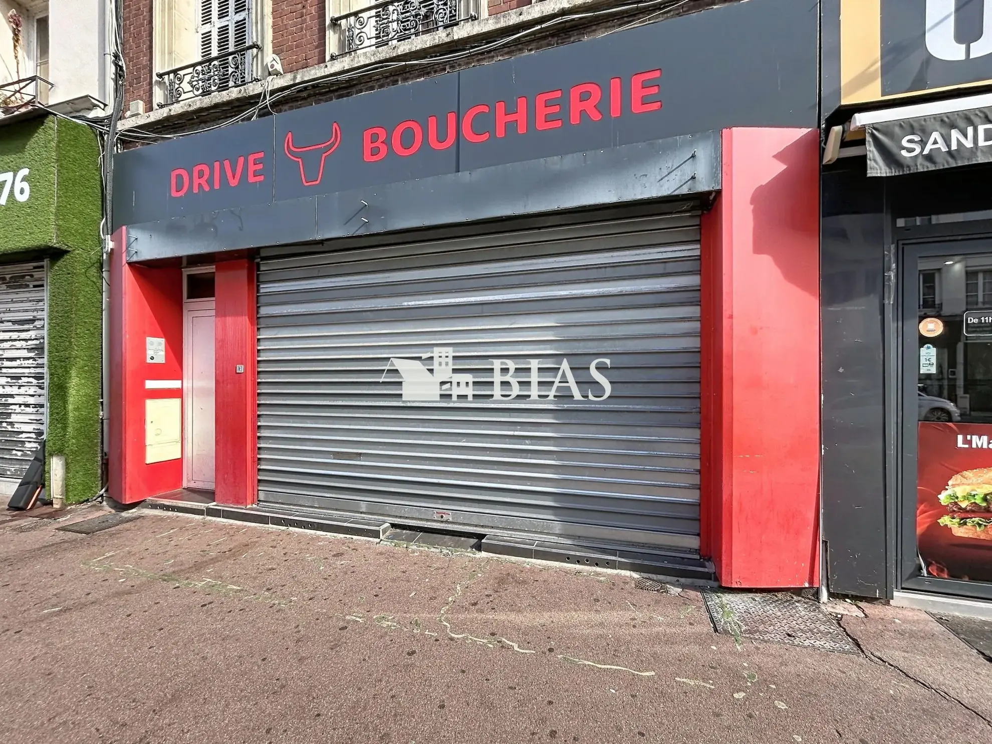 Local commercial loué à Elbeuf - Investissement rentable