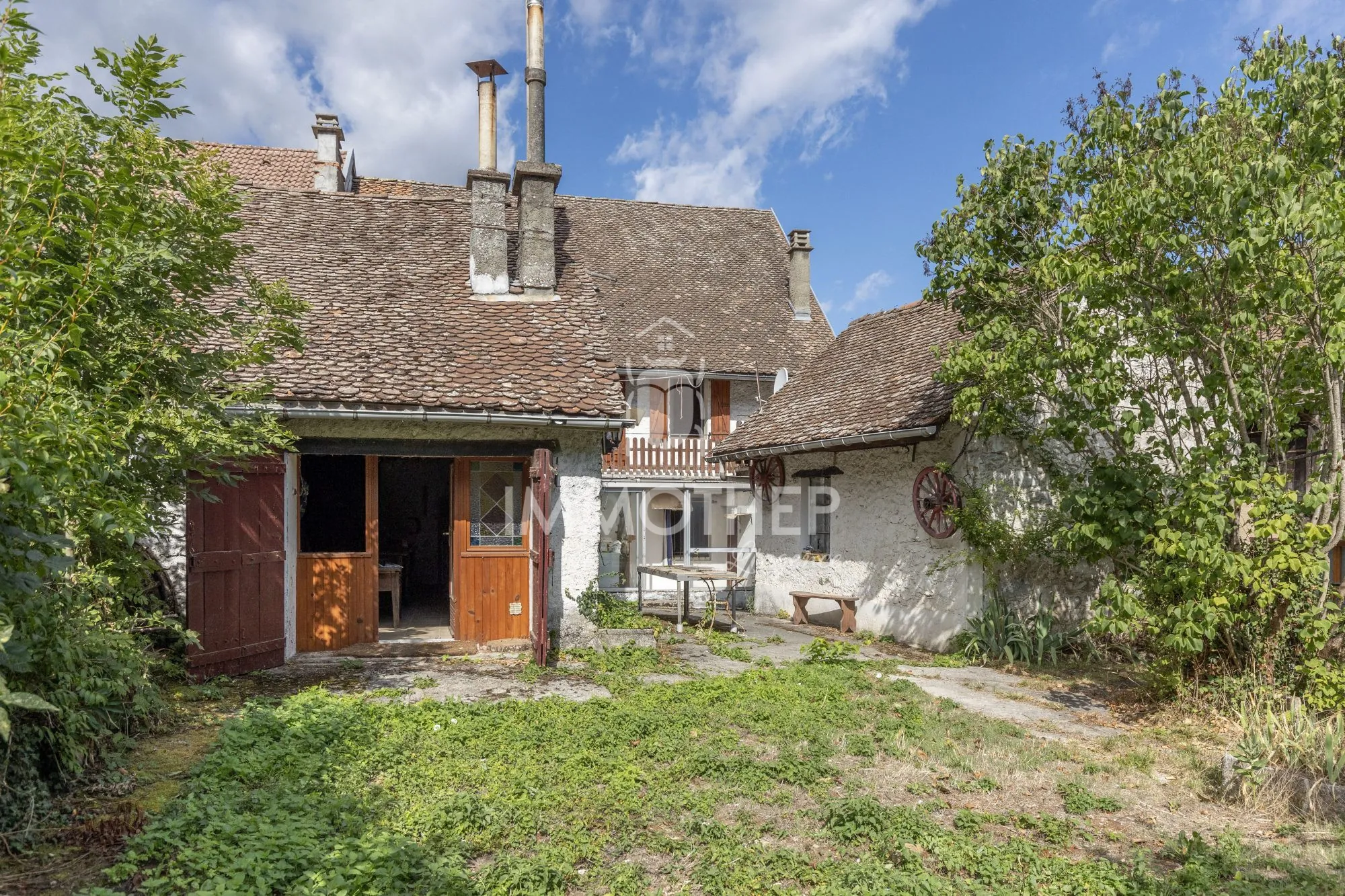 Maison de village à rénover avec nombreuses possibilités à Monestier-de-Clermont