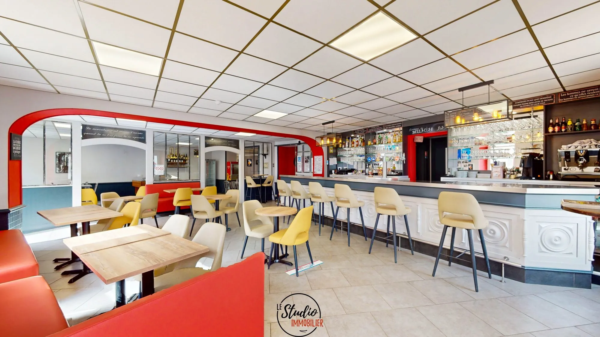 À vendre fonds de commerce hôtelier avec bar et restaurant à Saint-Père-en-Retz