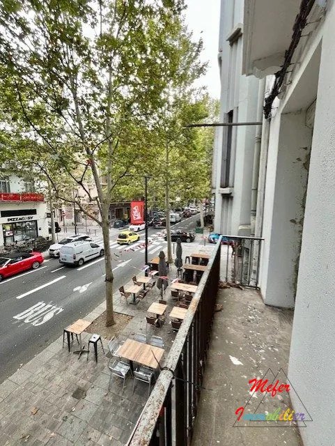 Appartement rénové de 4 pièces avec terrasse à Perpignan - Opportunité Centre-ville
