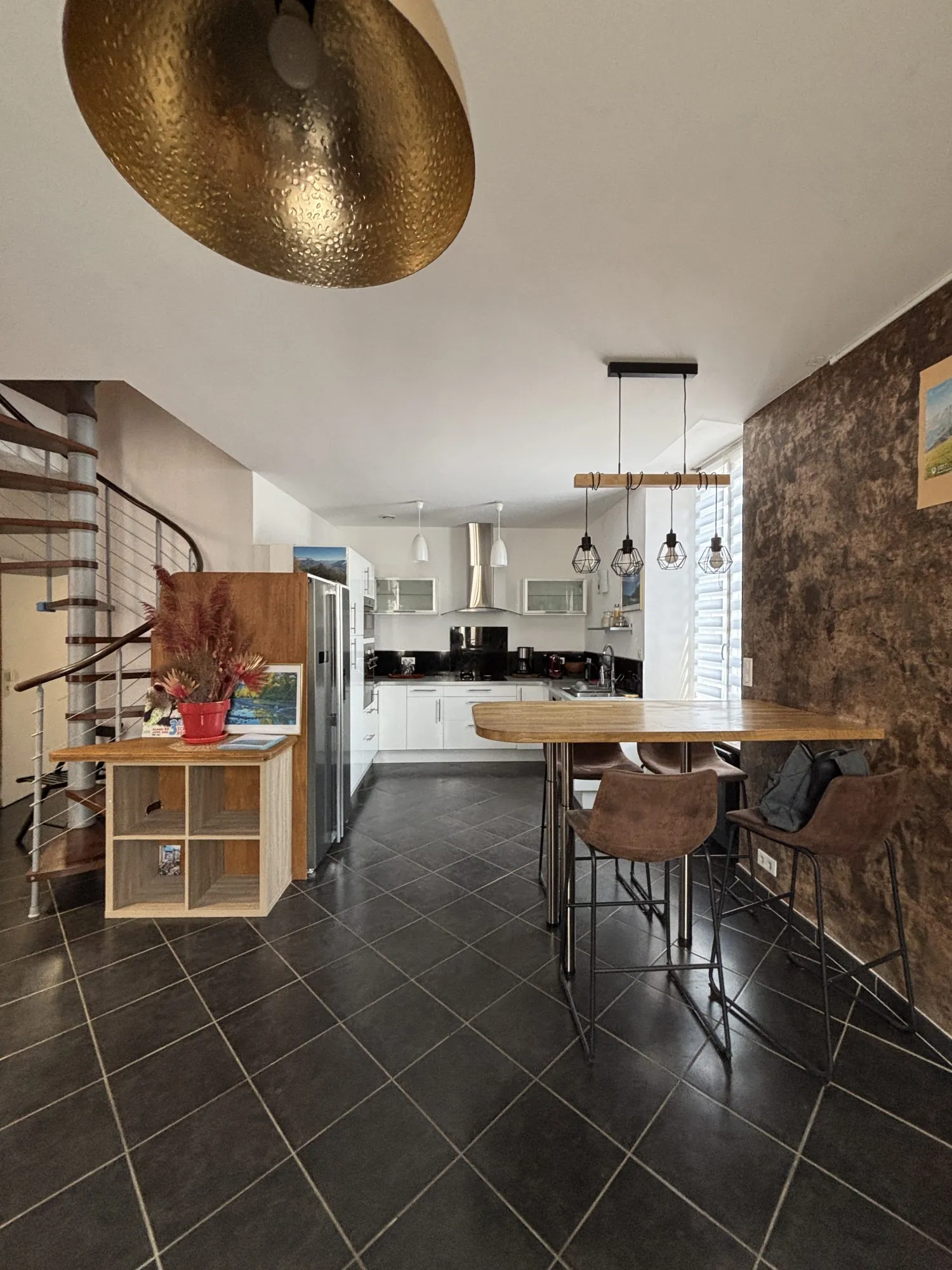 Charmant duplex T3/T4 à Die en centre-ville avec 2 chambres